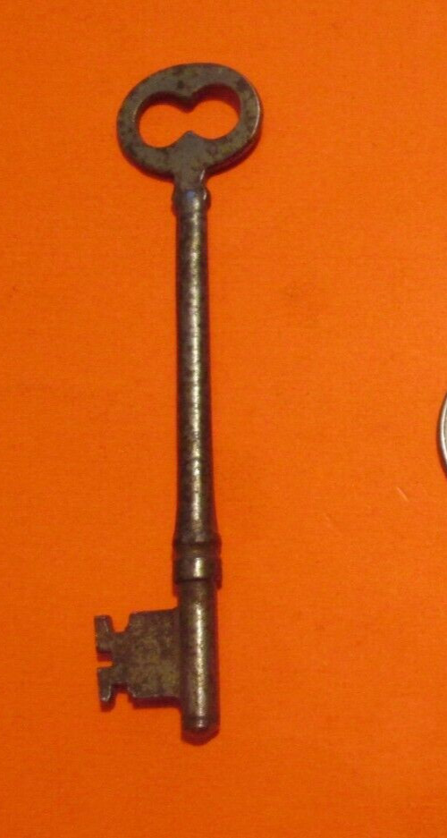VINTAGE U5 CORBIN SKELETON KEY 3 .5 INCHES MORE KEYS LISTED HERE LOOK AND C OK
