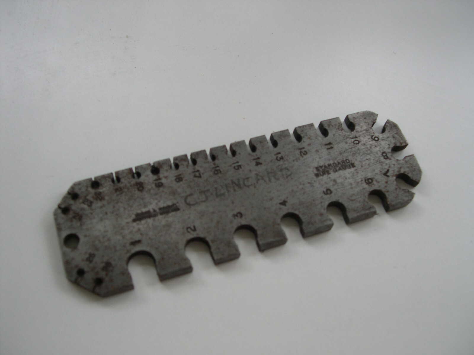 MOORE & WRIGHT #1057 IMPERIAL STANDARD WIRE GAUGE #1-26