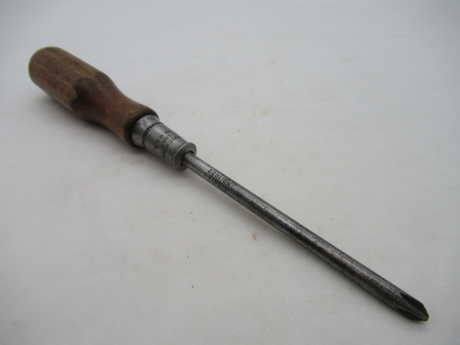 Superb Vintage Stanley No 1822 Crosspoint Screwdriver Bridge Port Howe Mfg Corp