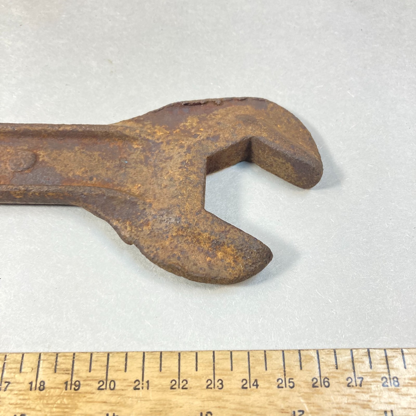 Antique Moline Plow Co. Multi Wrench H.X.5 + Cast Iron USA