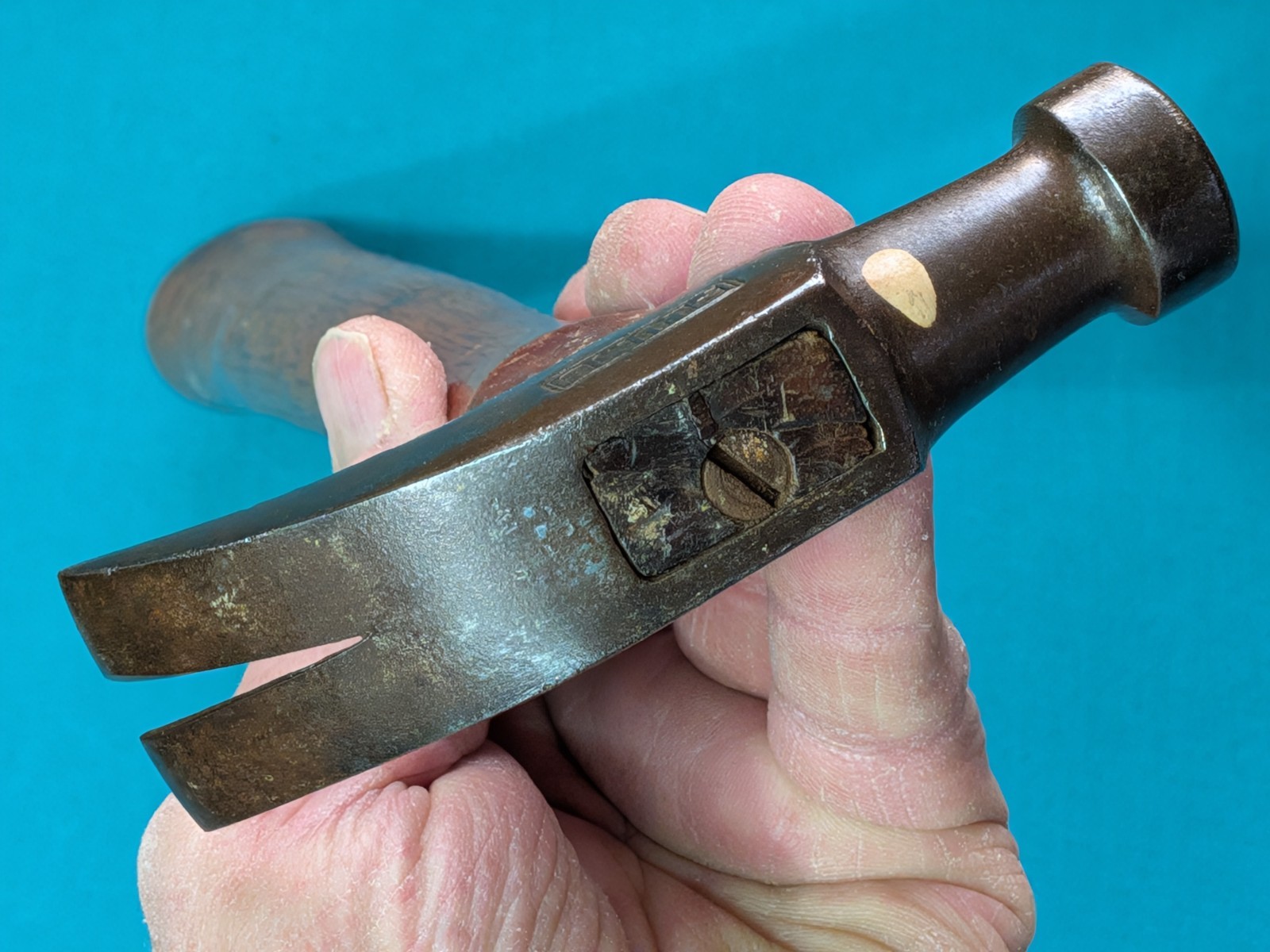 1920’s -30’s PLUMB Curved Claw Hammer 18.5 oz. Total x 12.5″ OAL Take-Up Wedge