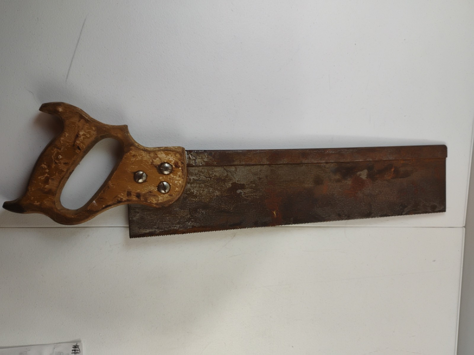 Antique 1920s Small Hand Saw Unbranded Wood Handle 16″ Blade Rustic Woodworking