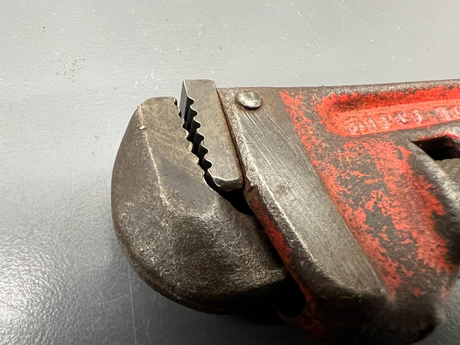(r) VINTAGE RIDGID RIDGE TOOL CO. 6″ HD PIPE WRENCH – ELYRIA, OH USA – VGC – USA