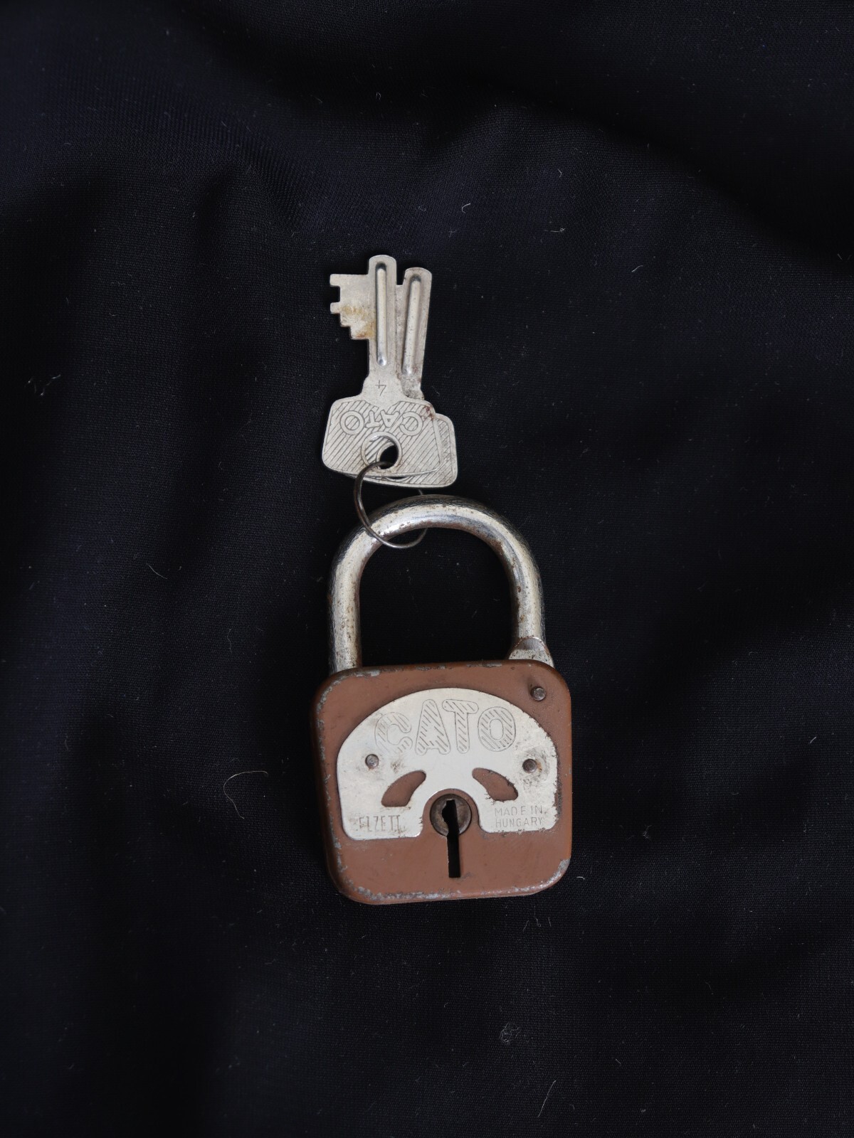 Vintage Brown Cato Elzett Rustic Padlock W/ Original Keys, Made in Hungary, Work