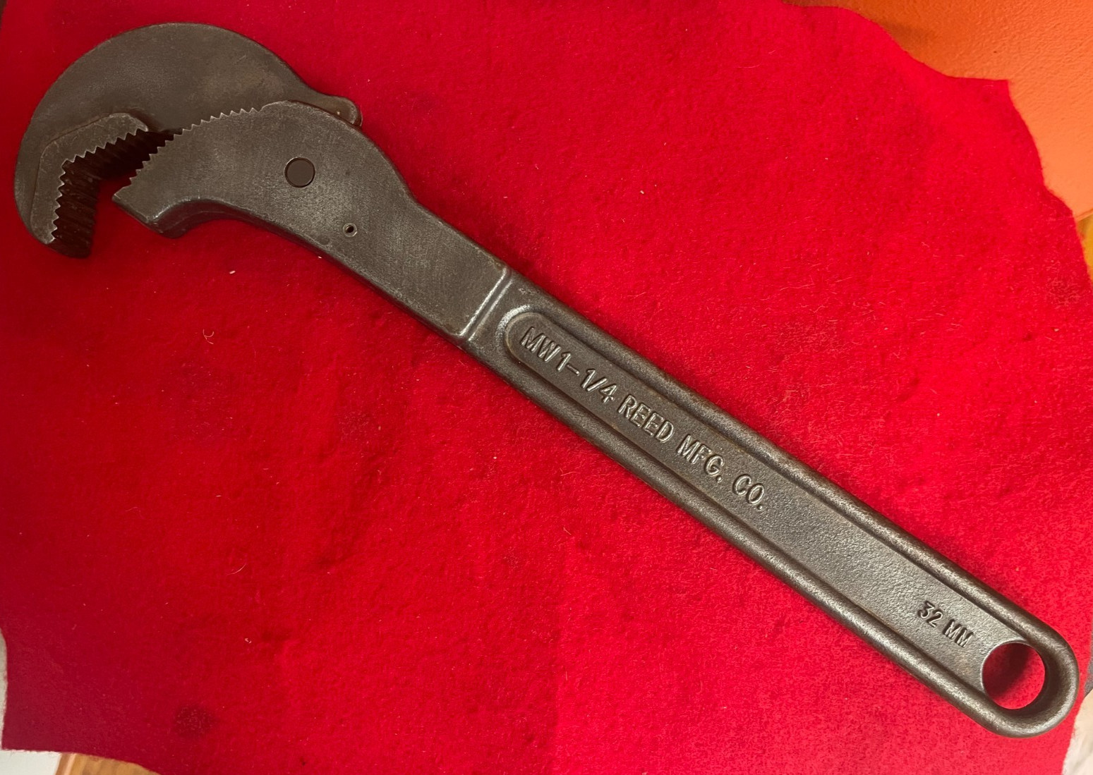 Reed Mfg. Co. MW1-1/4, One Hand, Spring Loaded Pipe Wrench (3/8 to 1-1/4)