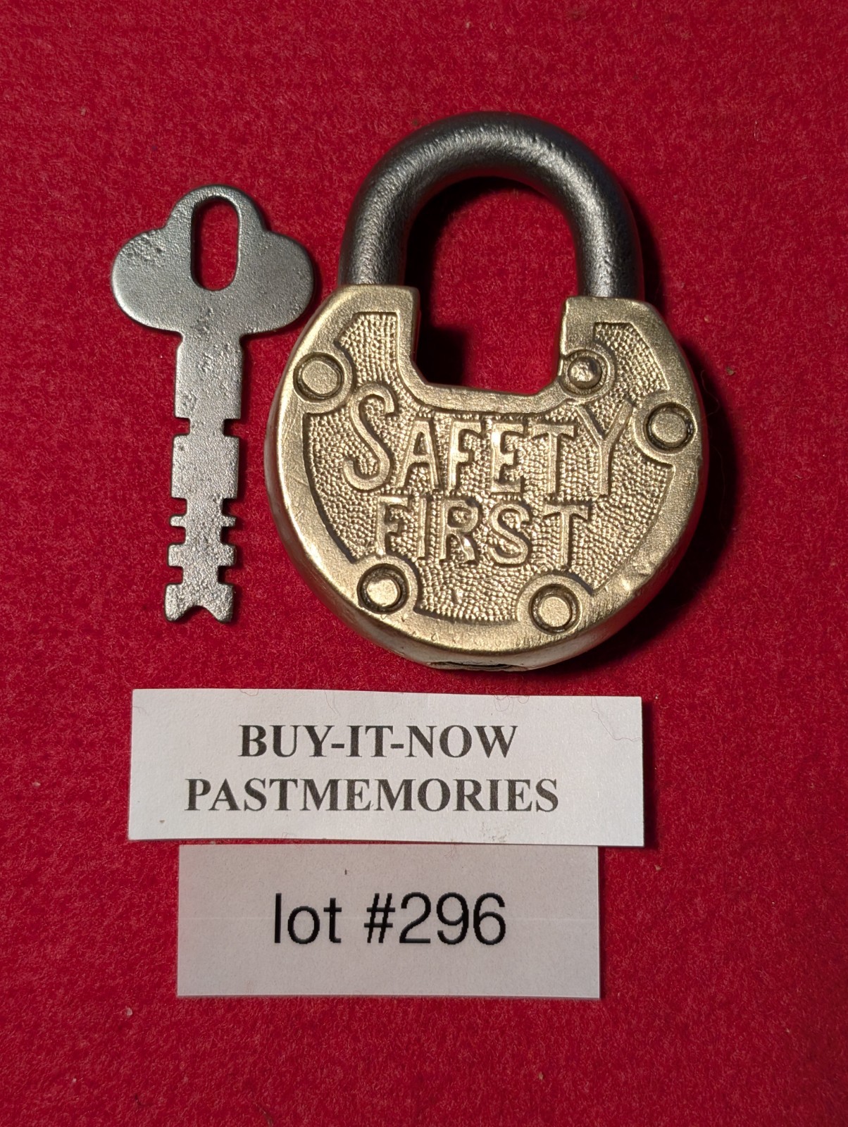 “SAFETY FIRST” PIMPLED BRASS PADLOCK w/ KEY, OLD ANTIQUE VINTAGE LOCK LOT #296