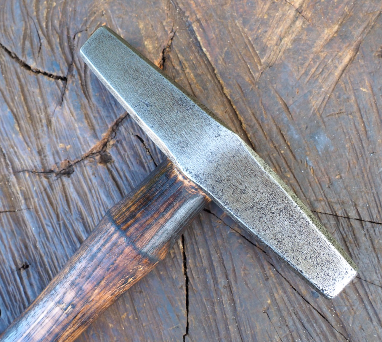 ODD 2.7LB SQUARE FACE “BOILER MAKER” RIVET PEIN HAMMER BLACKSMITH ANVIL VINTAGE