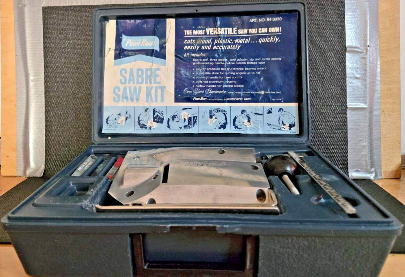 Montgomery Ward Powr Kraft 8934 Sabre Jig Saw with Case, Blades & Fence Complete