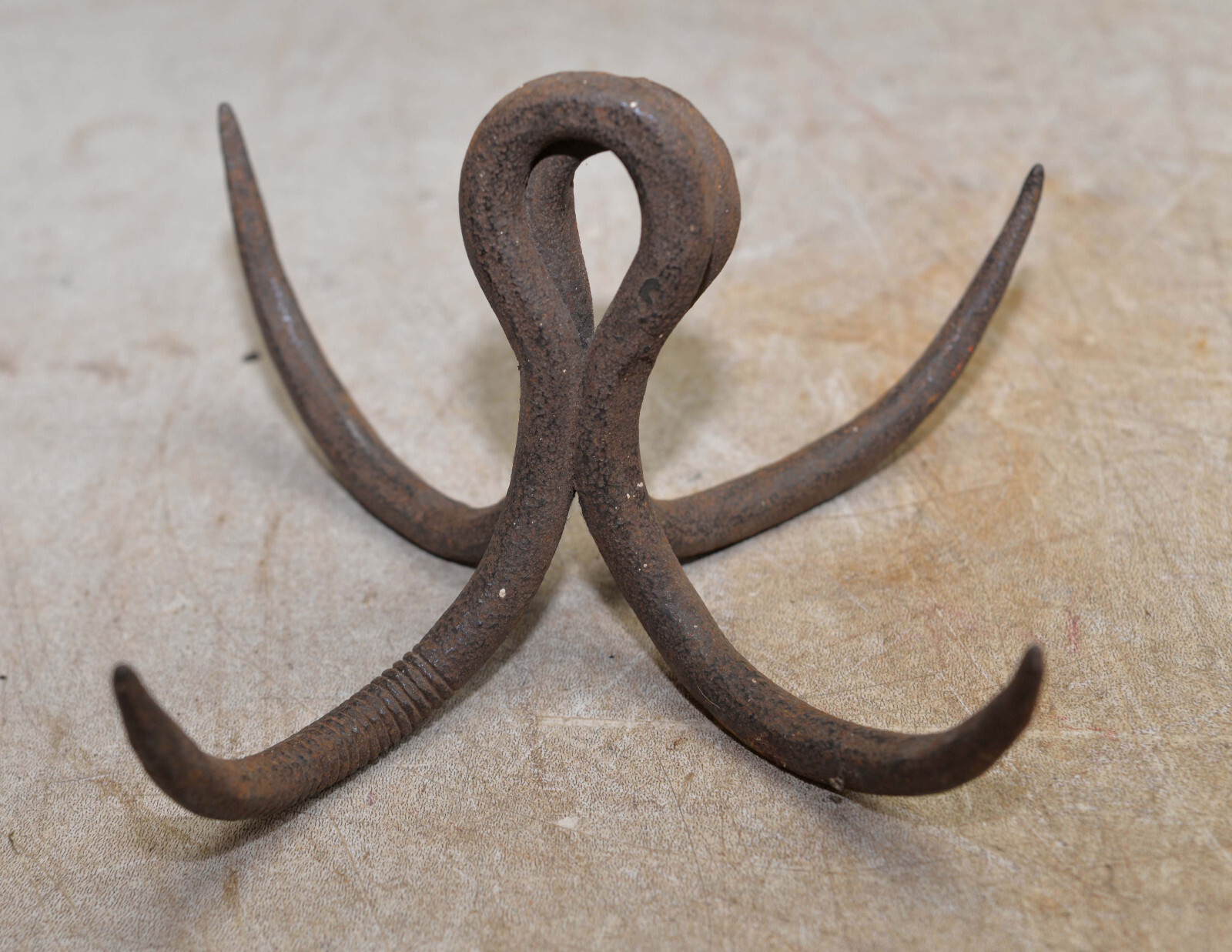 4 prong grappling hook blacksmith forged bear wolf trap drag primitive tool