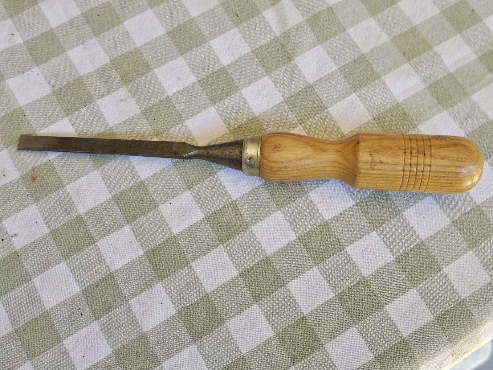 A Vintage Bevel Edge” 1/4 Marples Chisel In Very Good Condition