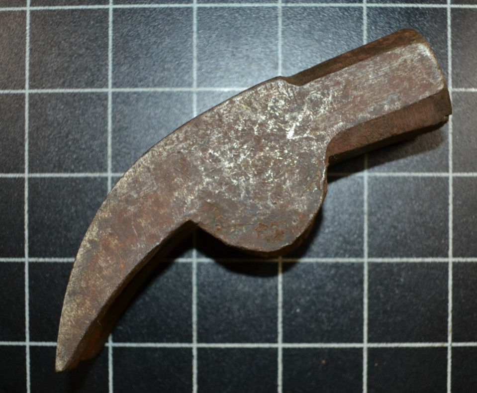 WILLIAM P ALLISON – MIDDLETOWN, CT. – 1853 – STRAIGHT CLAW HAMMER – VERY GOOD