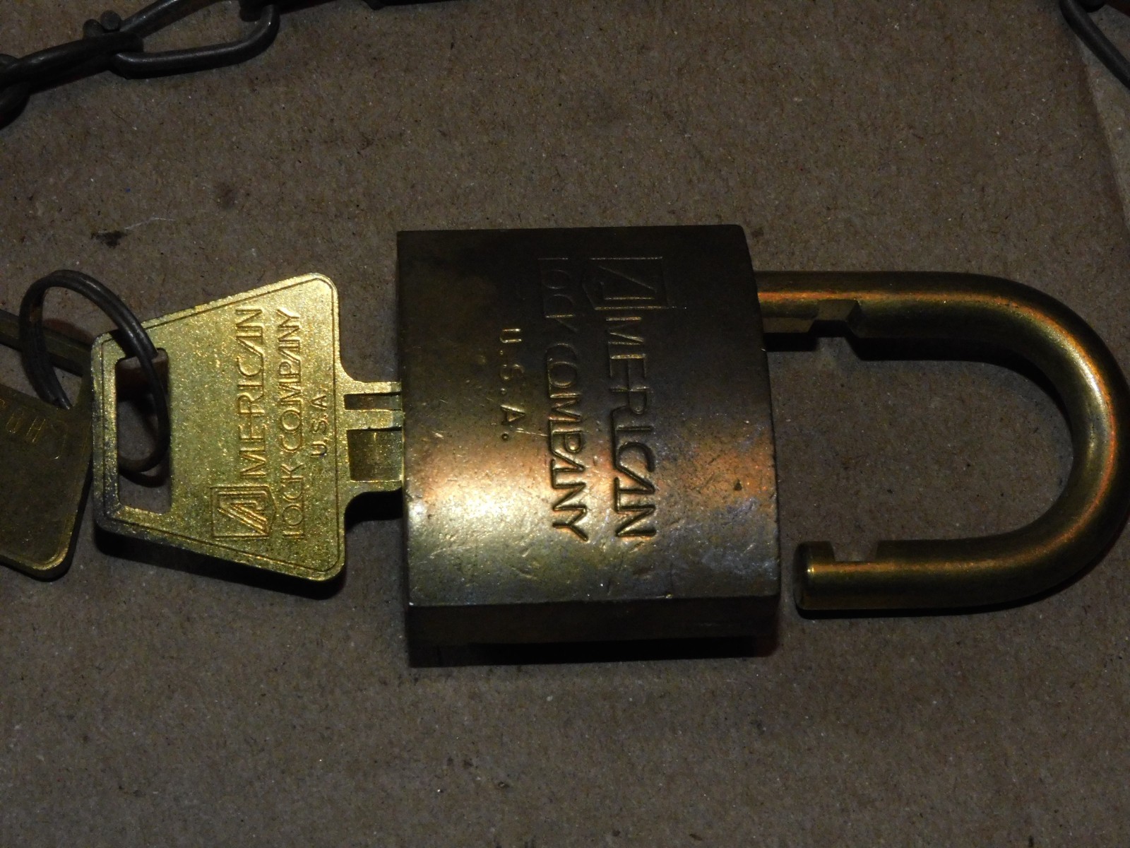 Lot of 3 Vintage Padlock American Lock Co. US Set Fort Lock Chicago with keys