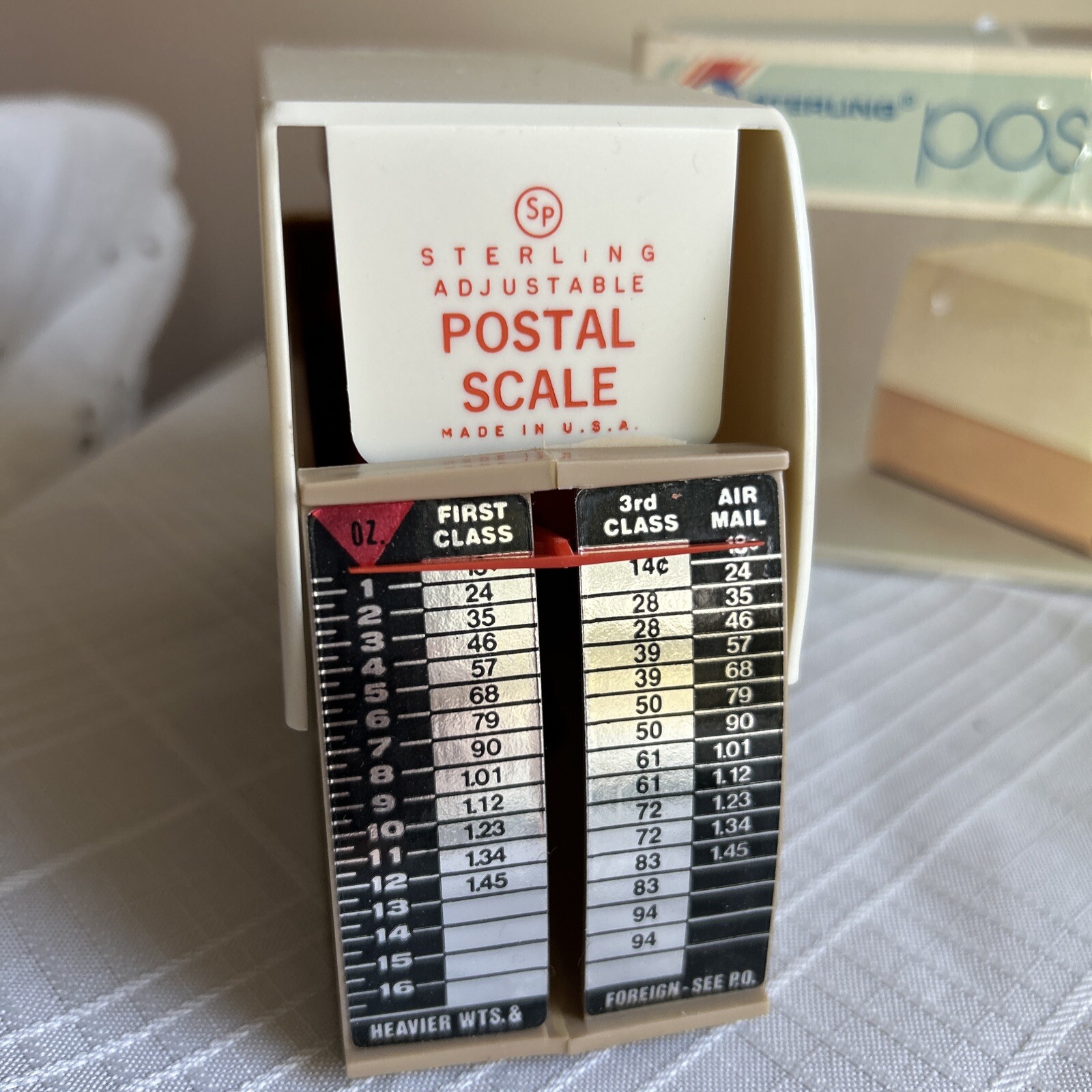 Sterling Plastics Borden Vintage Adjustable Postage Scale 1975 Made In USA w Box