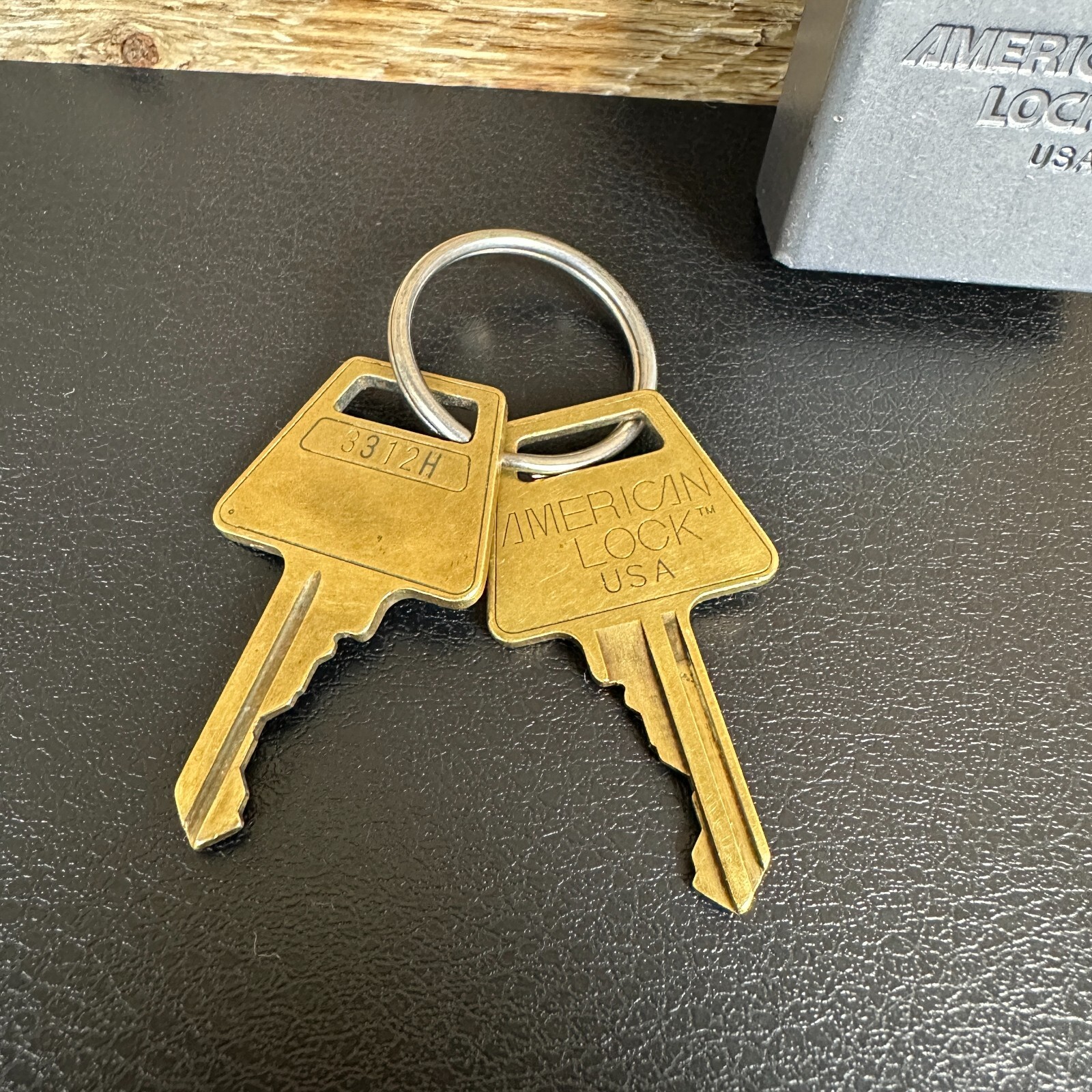 Vintage American Lock Co. Padlock Series 30 w/ 2 Keys Hardened Long Shackle -USA