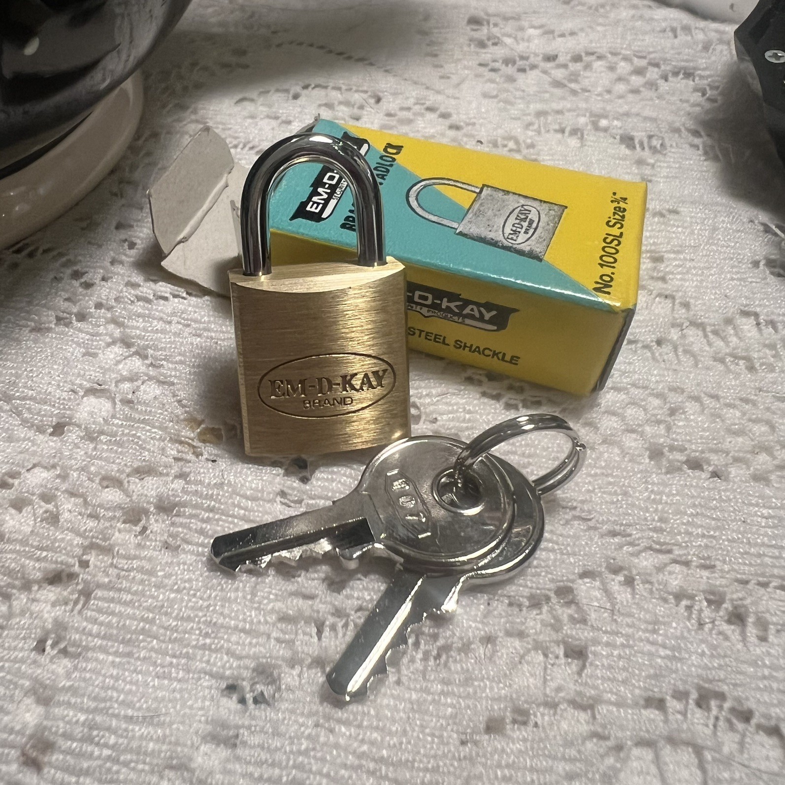 Vtg Padlock 3/4” Solid Brass Padlock Rust Proof Hardened Steel Shackle NIB NOS
