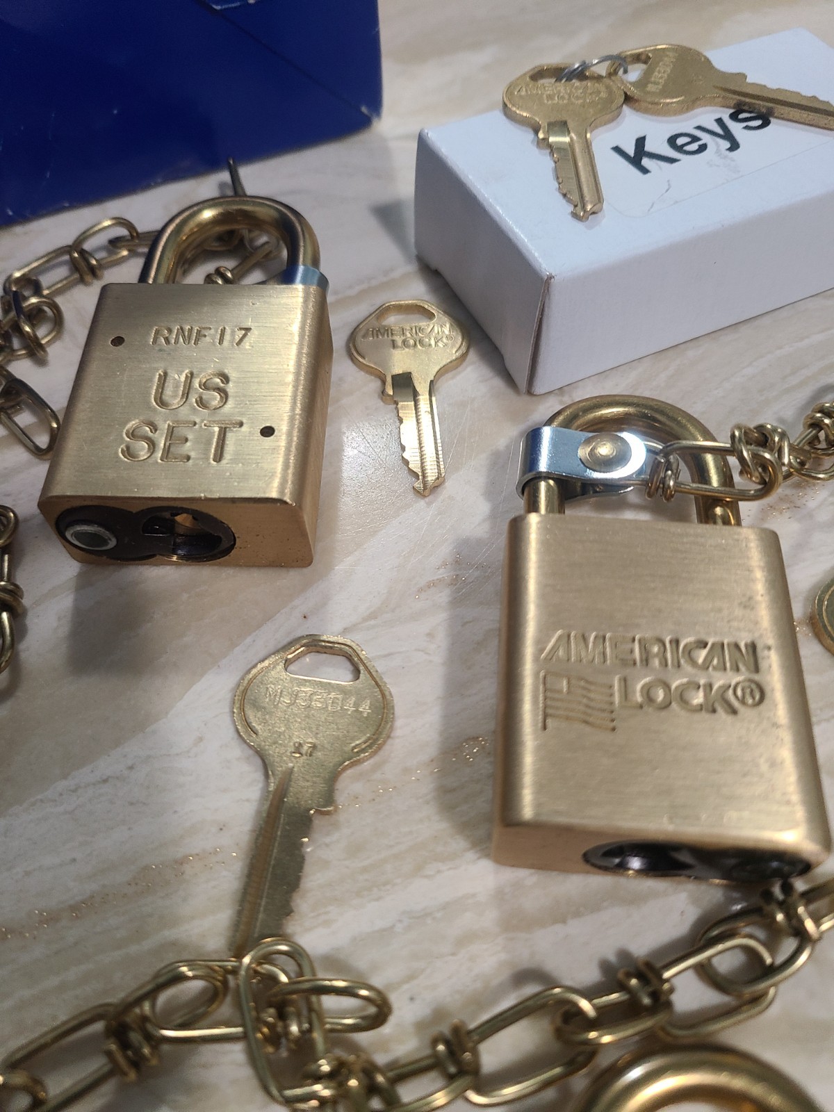 American Padlock with Chain Keyed Alike RNFK7 US SET 5 sets with 7 keys