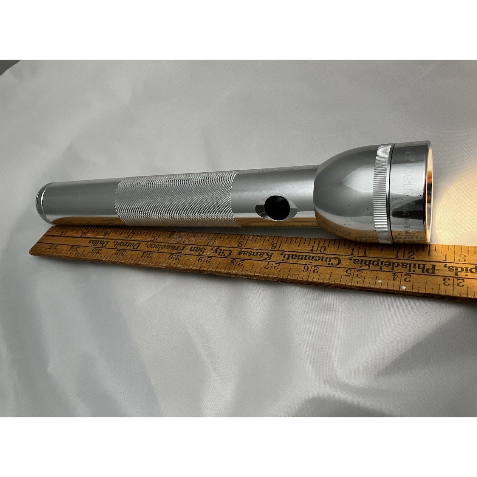ALUMINIUM BIG MAG-LITE 3 D CELL(not included)TORCH Flashlight made in USA
