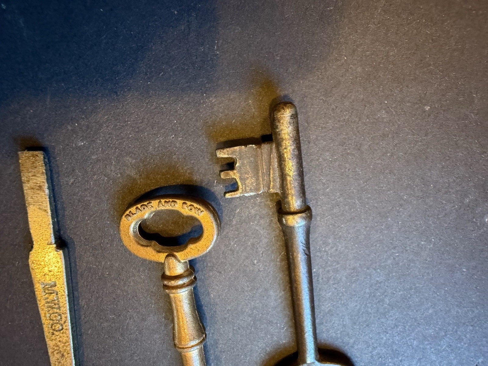 Antique MW & Co New York Skeleton Key Set of 3 Vintage Brass Clock Winding