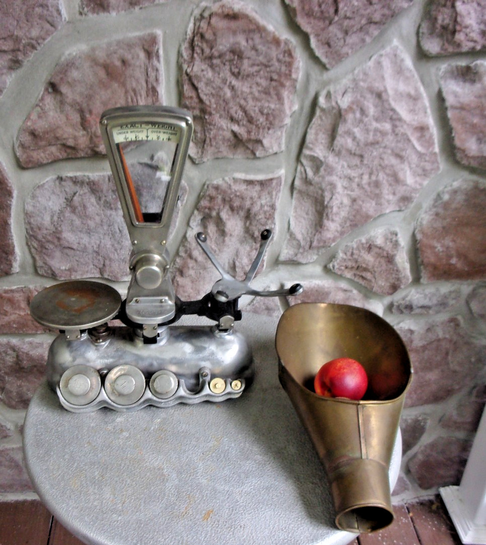 VINTAGE SMITH SCALE CO. W. WEIGHTS & BRASS SCALE PAN COLUMBUS, O. U. S. A.