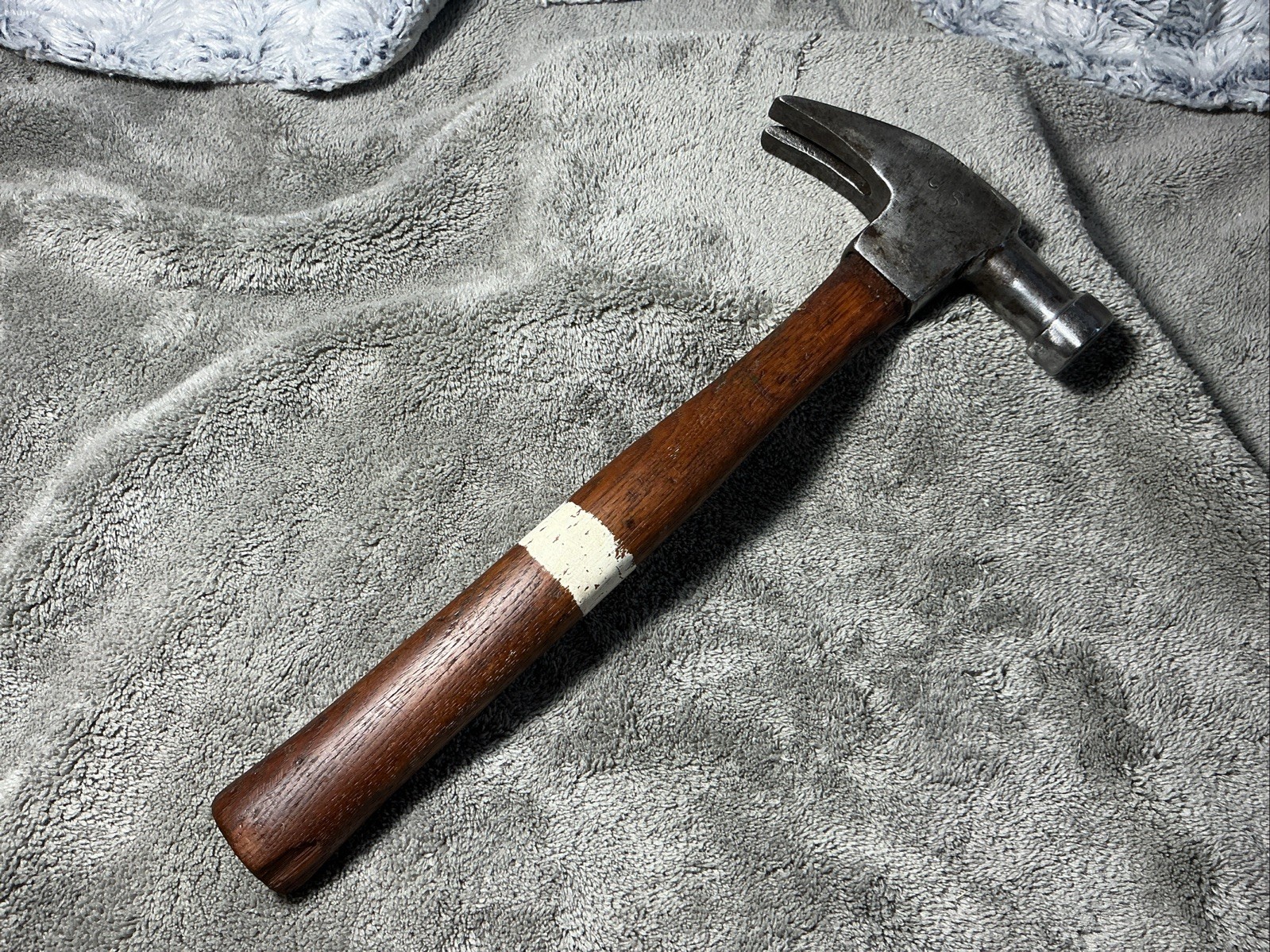 Vntg. Belknap Blue Grass Balanced Hammer – US Military Marked W/ Original Handle