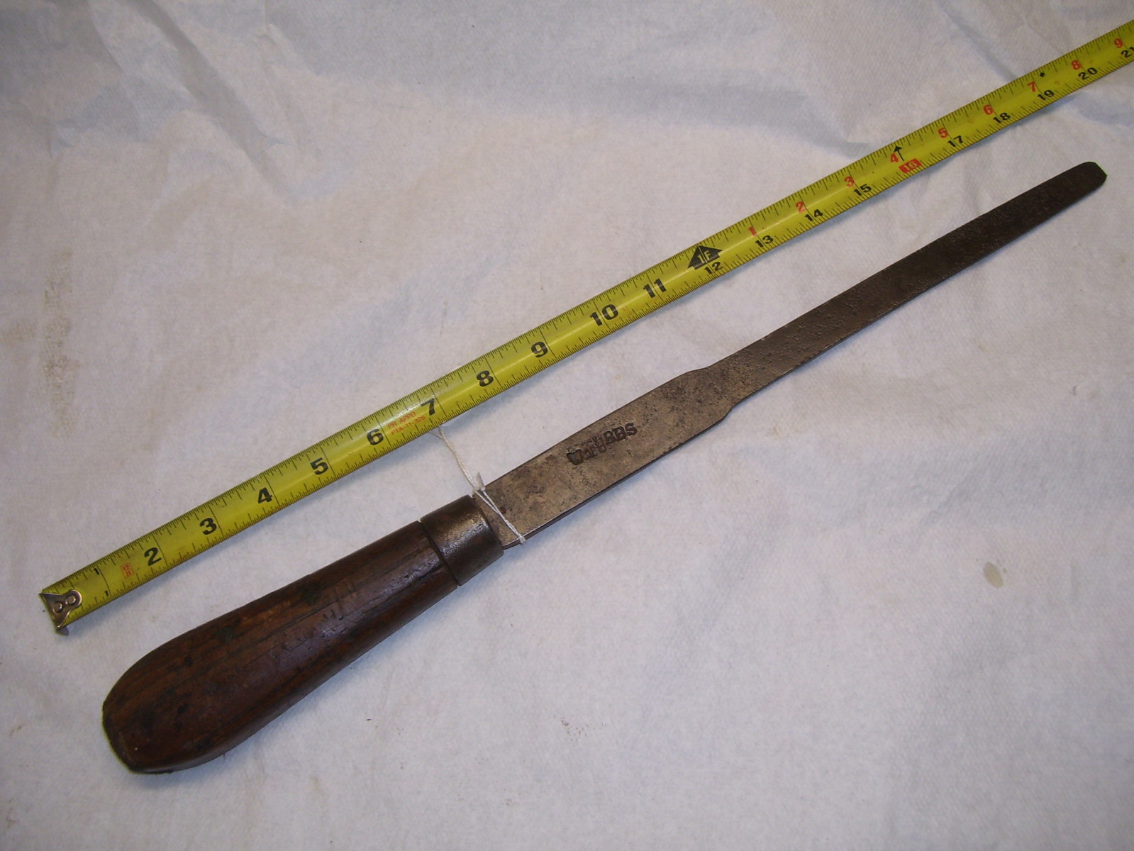 W. TUBBS Vintage Screw Driver 18-7/8″ Overall Length, Wooden Handle, Nice Patina