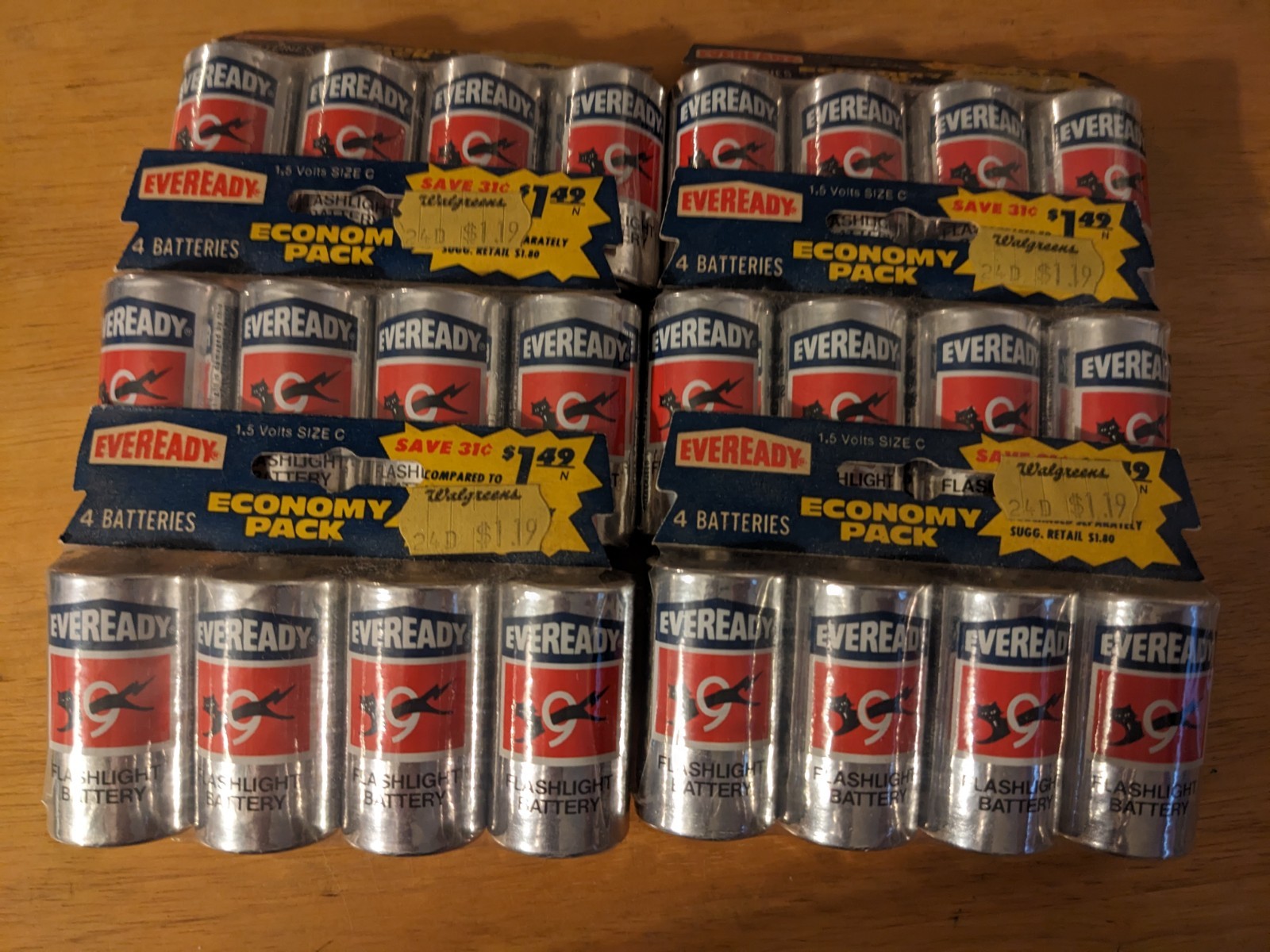 6 Vintage 4-packs of Eveready C Cell Batteries NOS NEW SEALED 6 sets