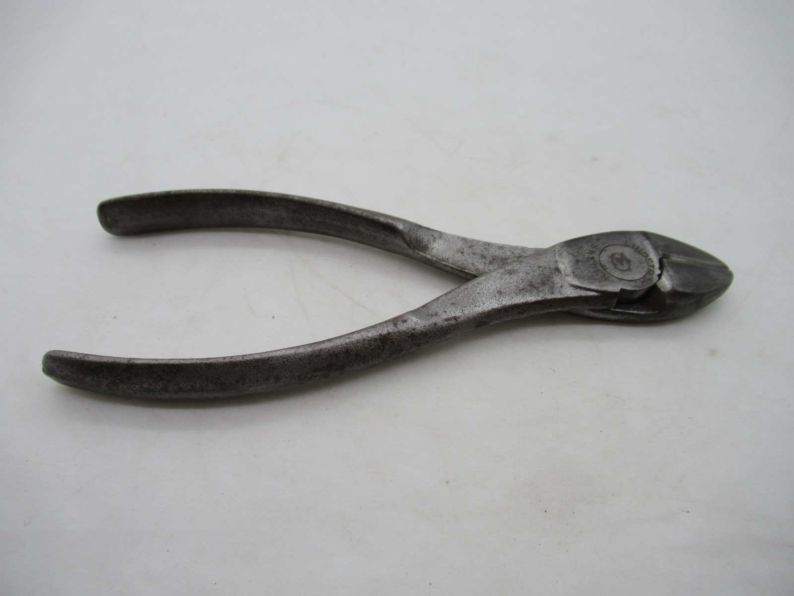 Lovely Vintage Lindstrom Sweden No 1613 5 1/2″ Piano Wire Cutters Side Cutters