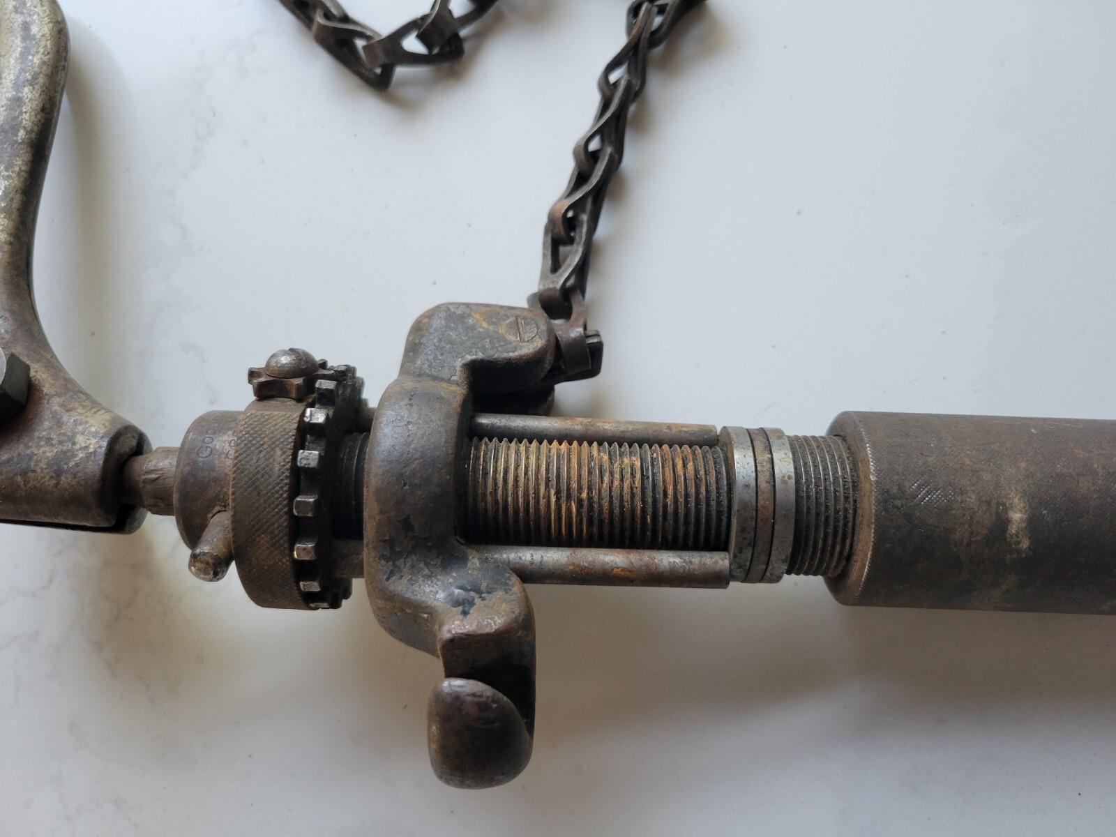 Antique Goodell Pratt Co. Ratcheting Drill Woodworking Tool w/brace drill chuck