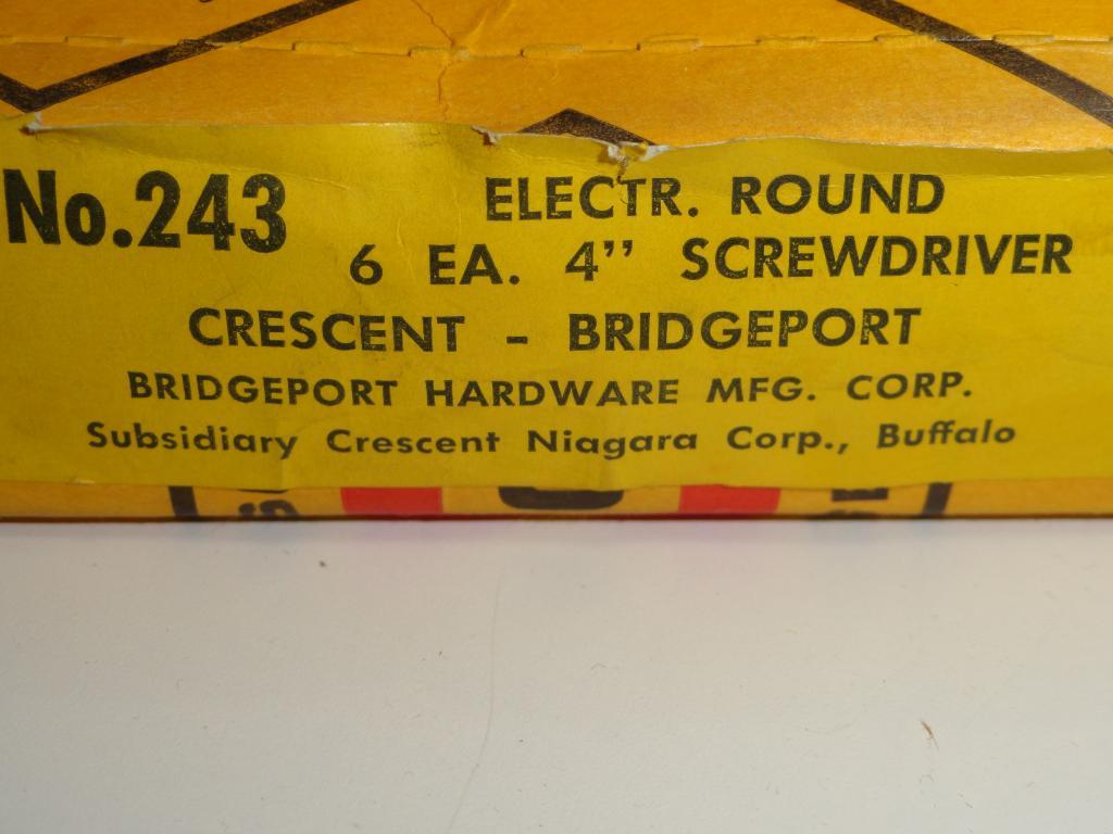 VTG Crescent Bridgeport Screwdriver 4″ No.243 Electricians Round NOS USA Scarce