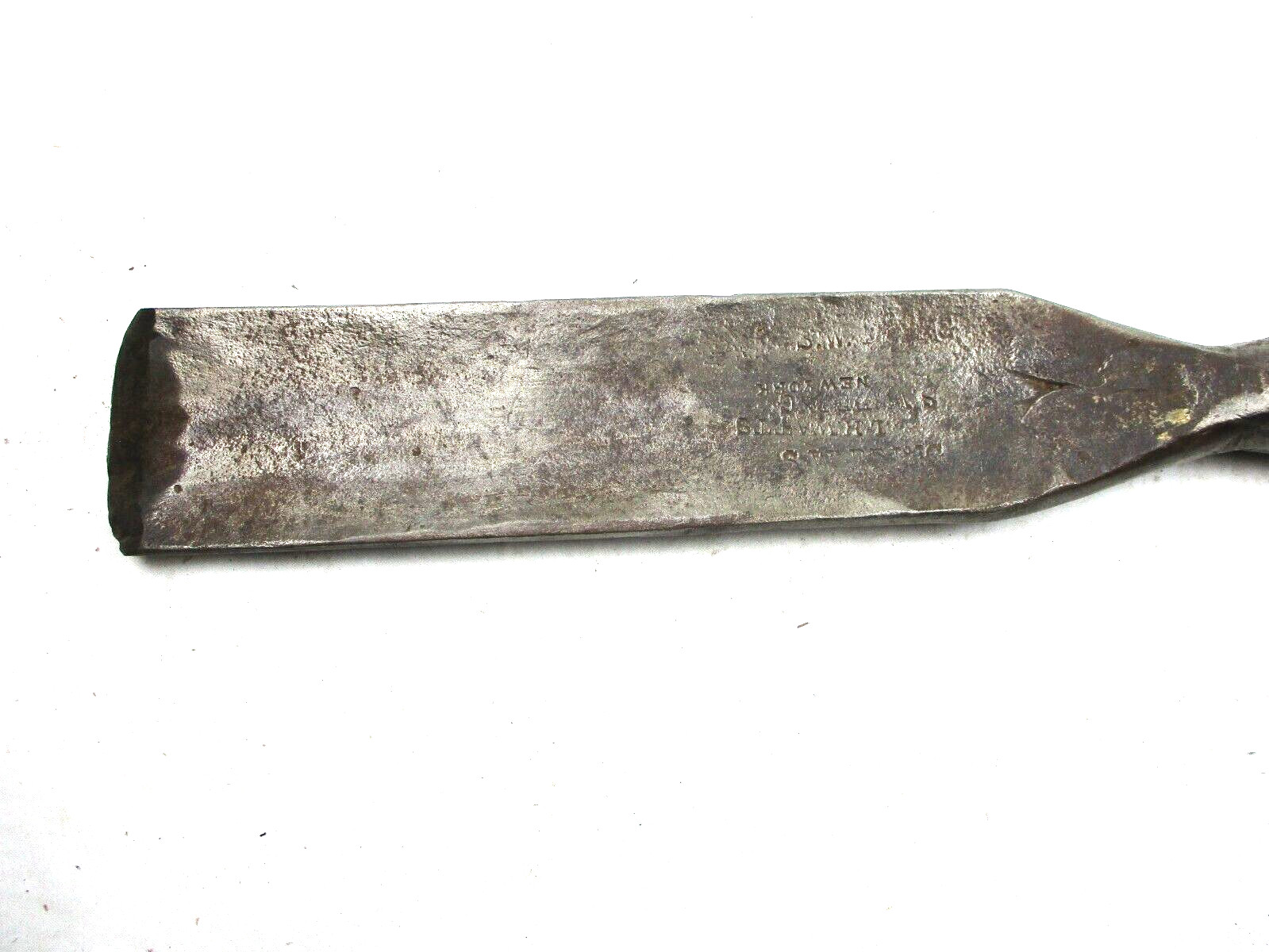 ANTIQUE HANDWROUGHT SOCKET GOUGE CHISEL – 1 7/8″ WIDE – SIGNED: L.H. WATTS