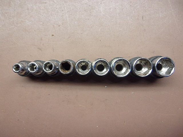 🔥Vintage Lot of 60 SOCKETS Many Craftsman Metric & SAE Some Deep Well 15 Lbs.