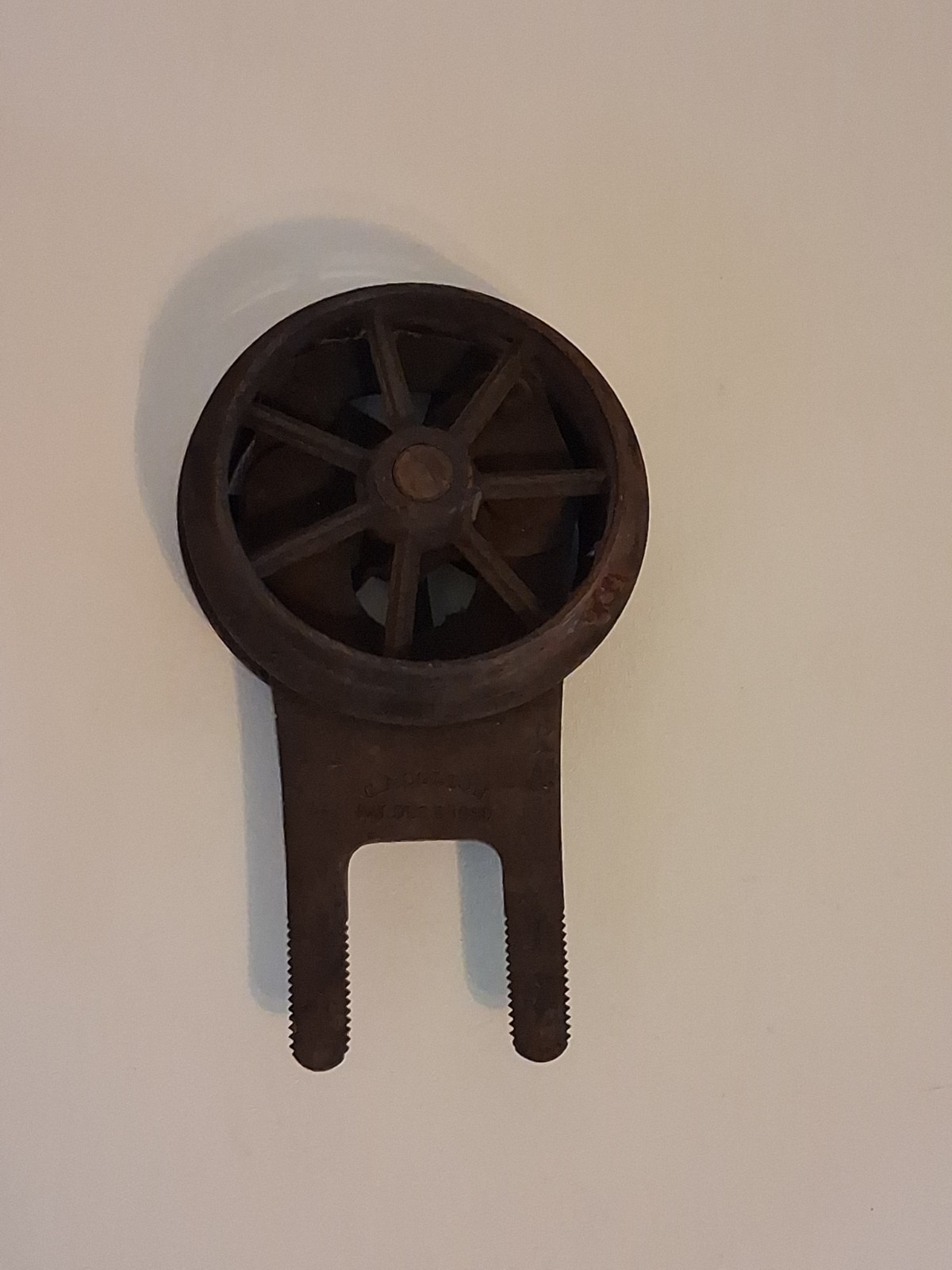 Antique Cast Iron Fork-Mounted Pulley Wheel Made By G.A. Colton. Patented 1890!