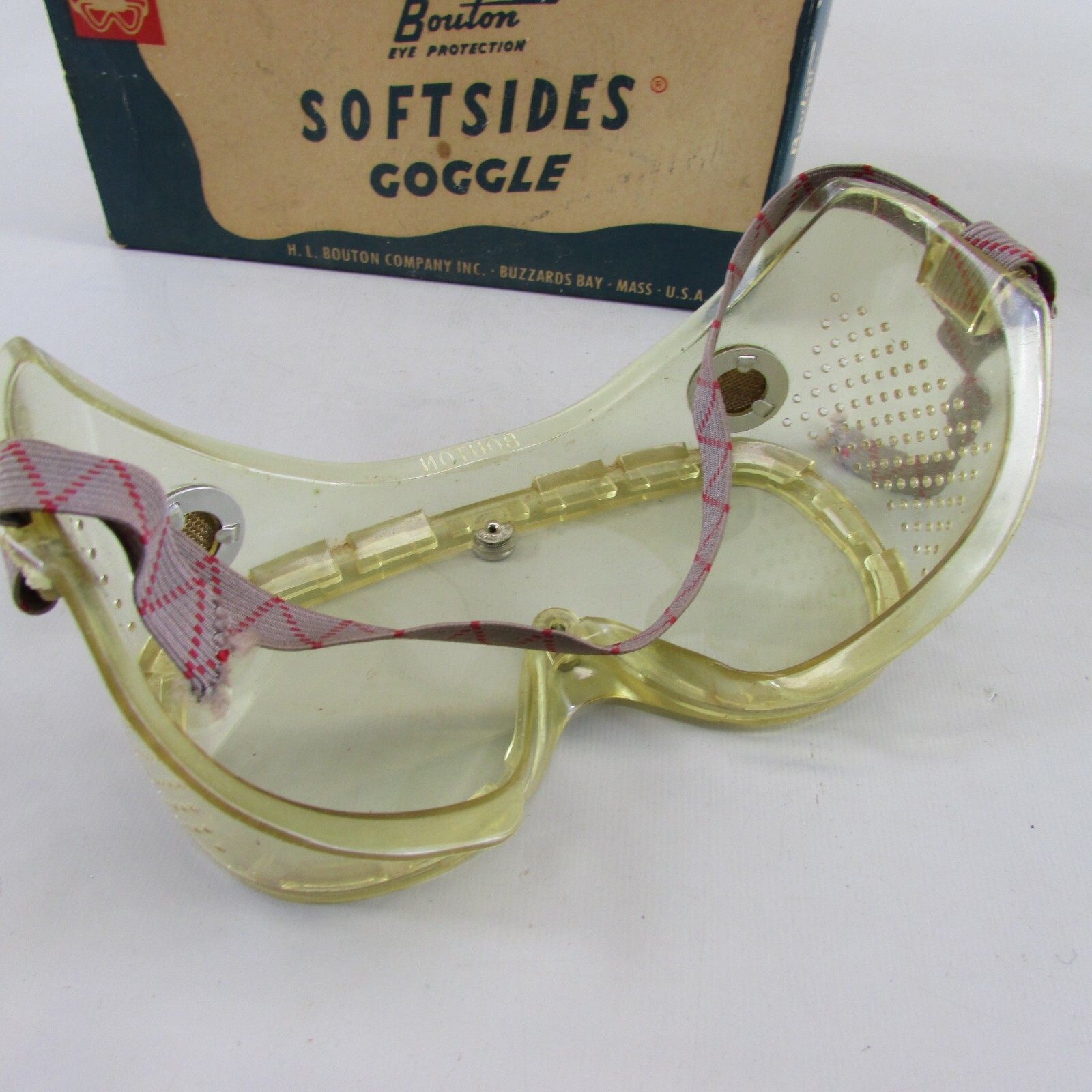Vintage lot of 2 Goggles Eye Protection and dust mask advertising Steampunk