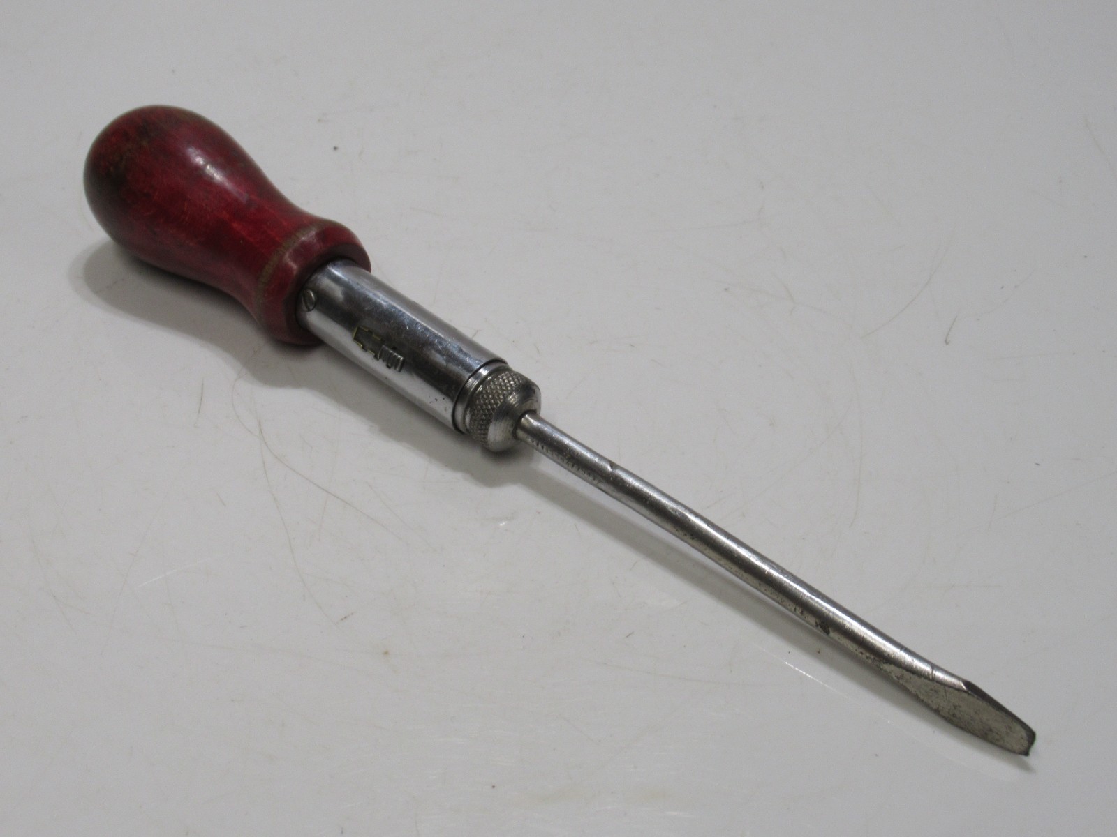 Stunning Vintage 10″ Spiralux Model 620 Ratchet Screwdriver Hollands & Blair Ltd