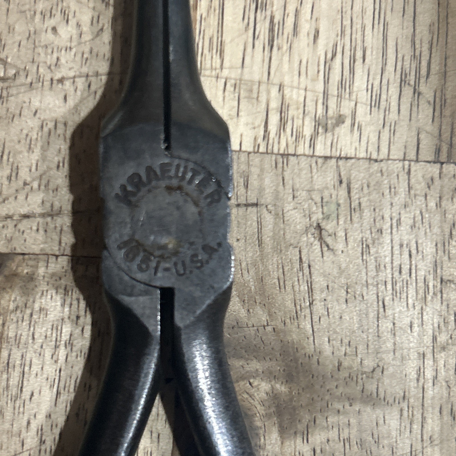Vintage Kraeuter No 1651 6″ Industrial Grooved Duckbill Needle Nose Pliers USA