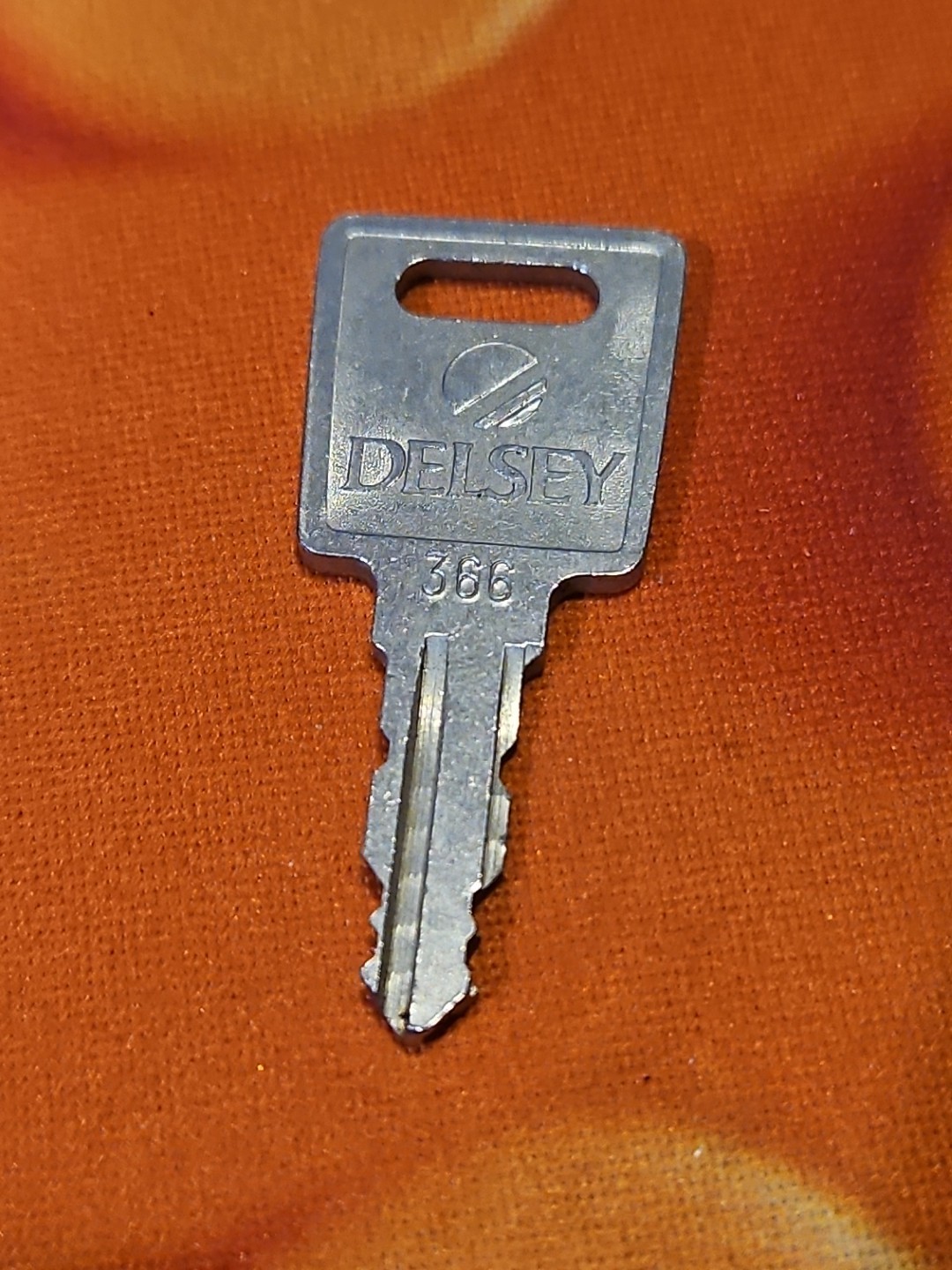 Delsey Luggage Key 366