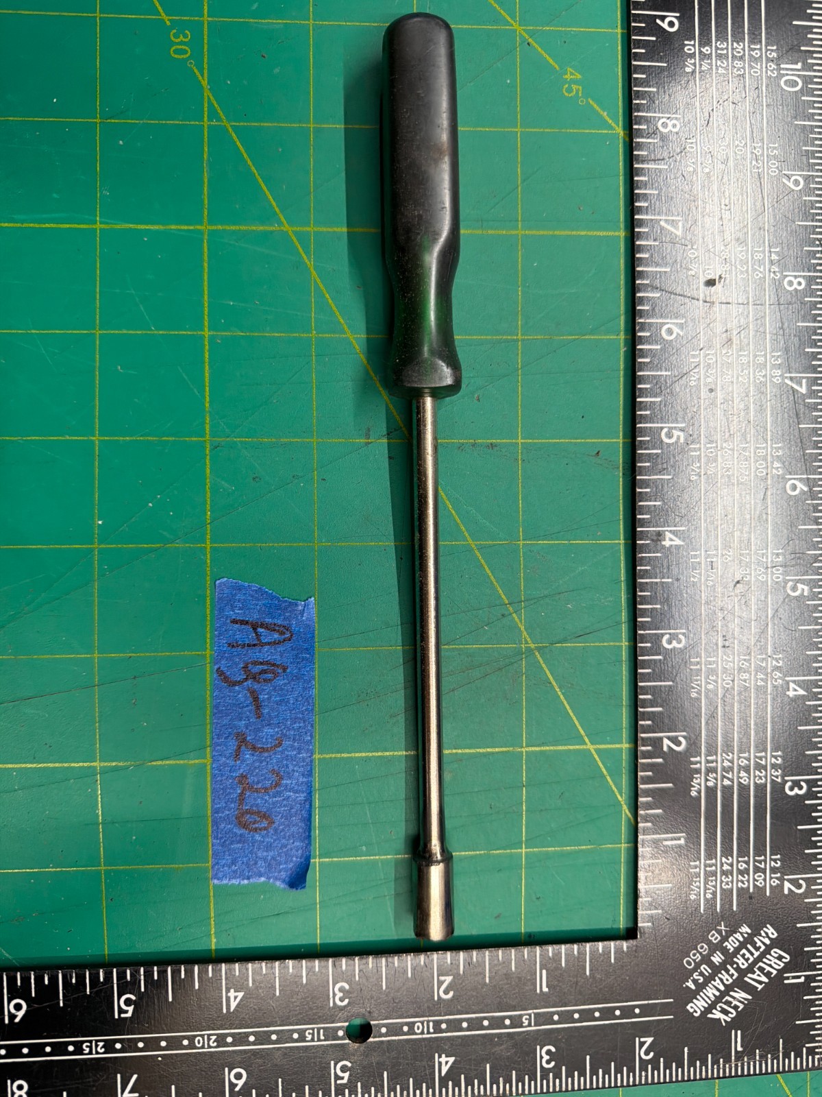 Vintage 8.75″ Dowidat Germany No.33 BP 6mm Square Socket Nut Screwdriver Tool