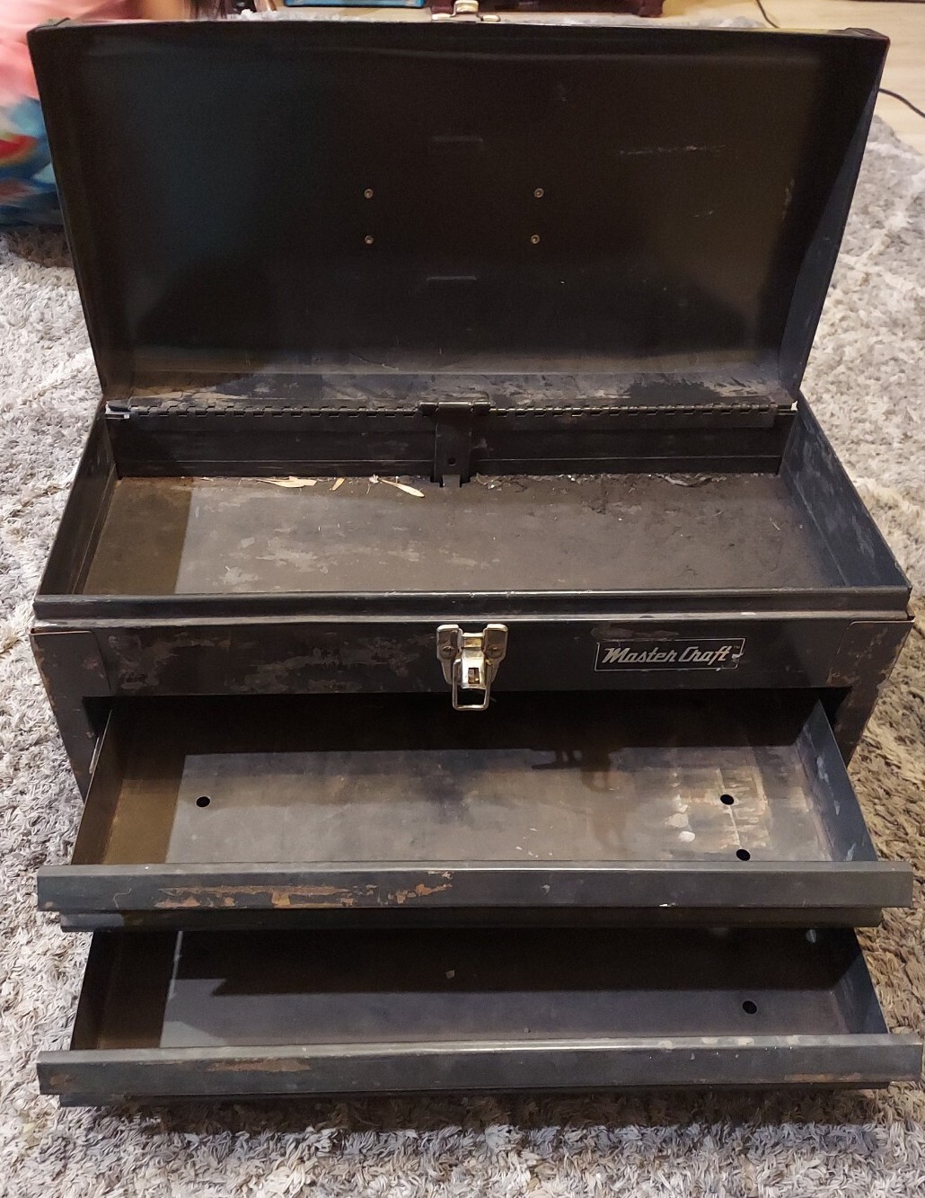 Vintage Metal Master Craft tool box 18.5″ x 10″ x 8″