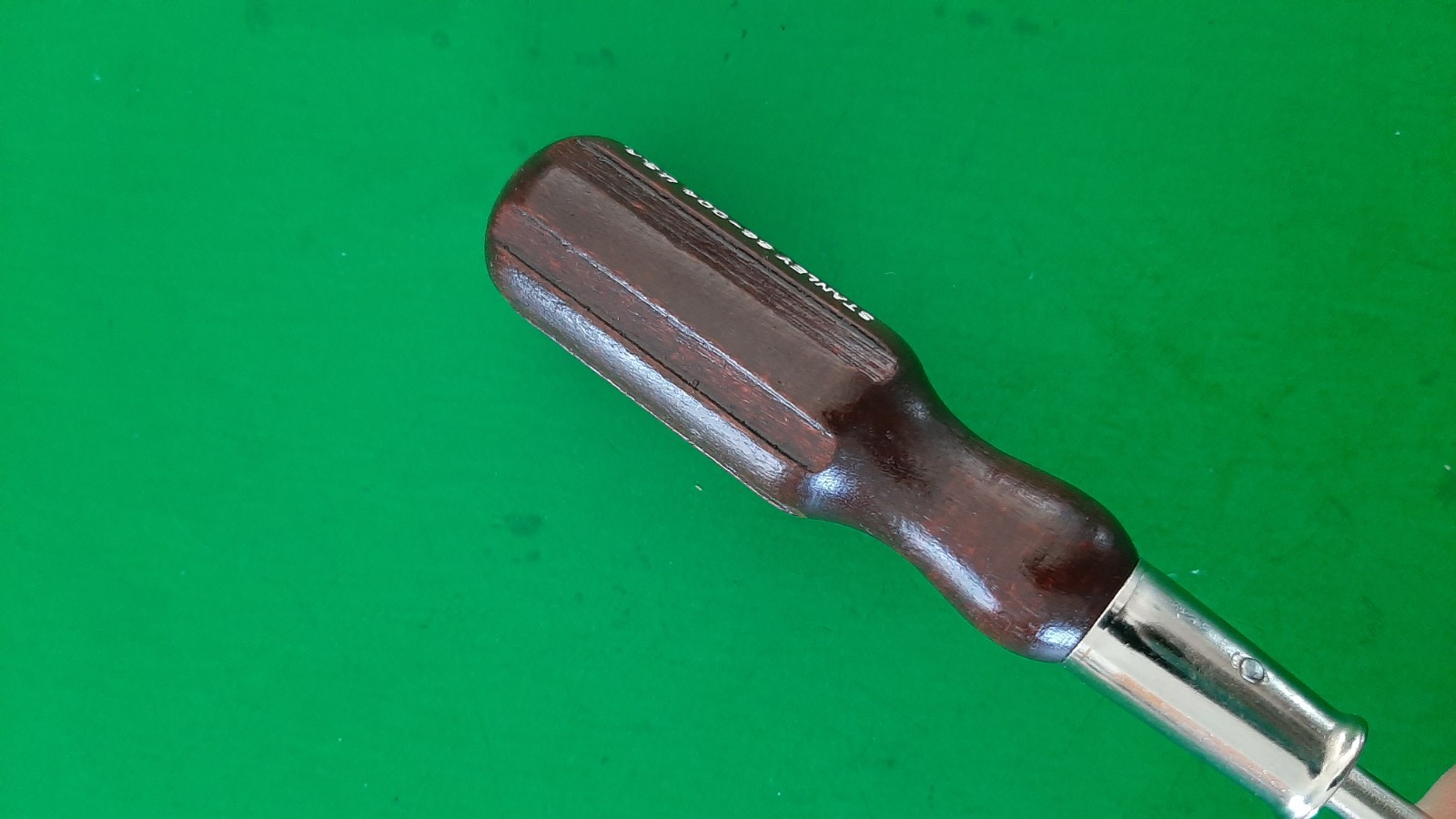 NOS Stanley Hurwood Style Flat Head Screwdriver 66-004 9″ OL 4″ Shank 1/4″ Blade