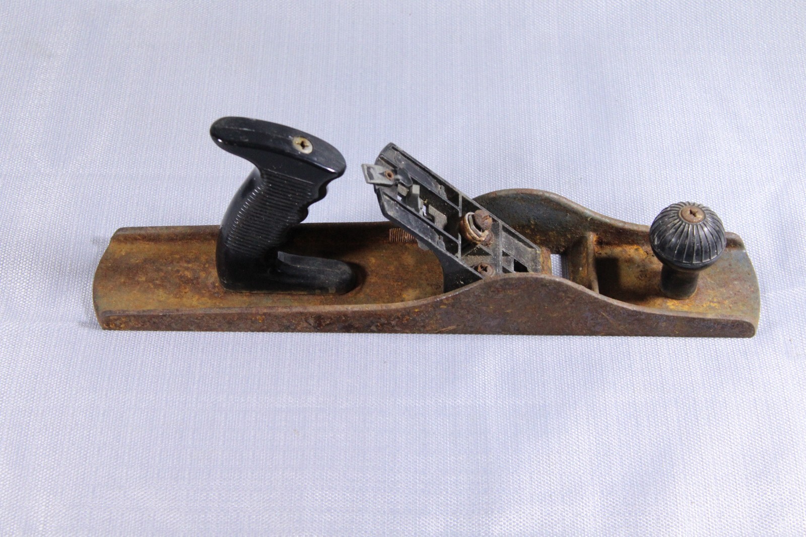 Heavy Duty Metal Vintage 13.5″ Wood Working Plane with Plastic Handles Unbranded