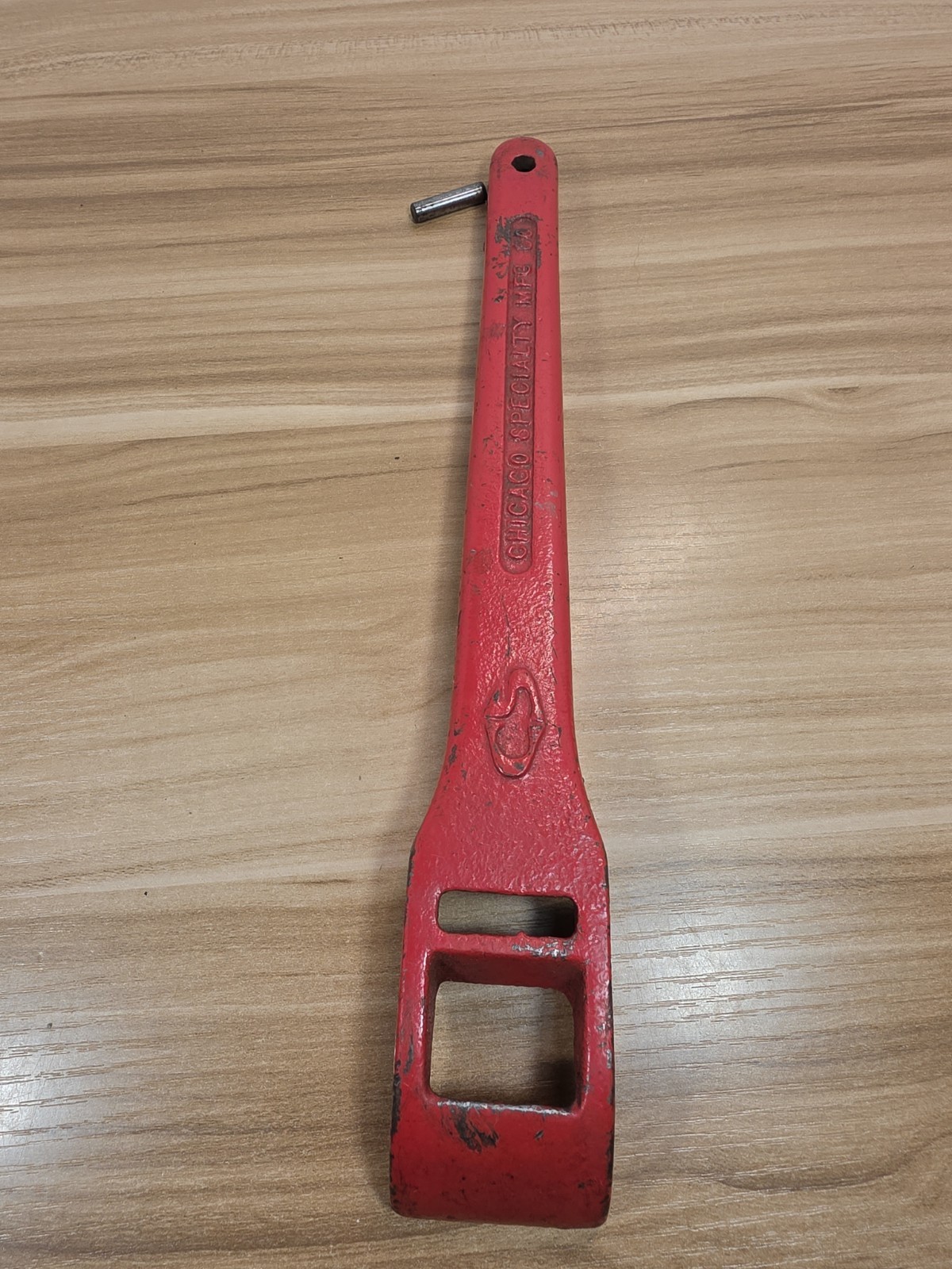 Antique Chicago Specialty Mfg Co 11.25″ No 3004- Hi Test Strap Wrench USA Made