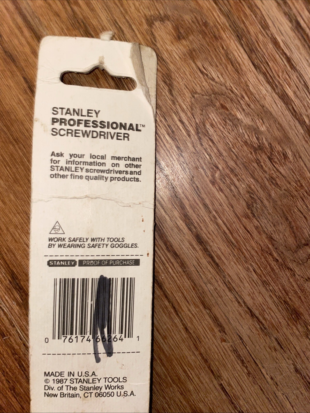 STANLEY Professional USA 1/4″ x 4″ Shank Slotted Flat Tip Screwdriver 66-264 NOS