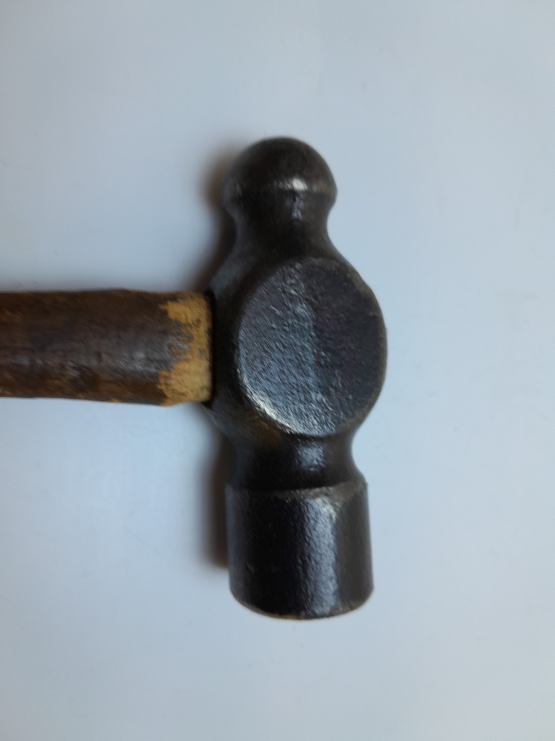 Vintage Unmarked Ball Peen Hammer 14 Oz Wood Handle Machinist Tool