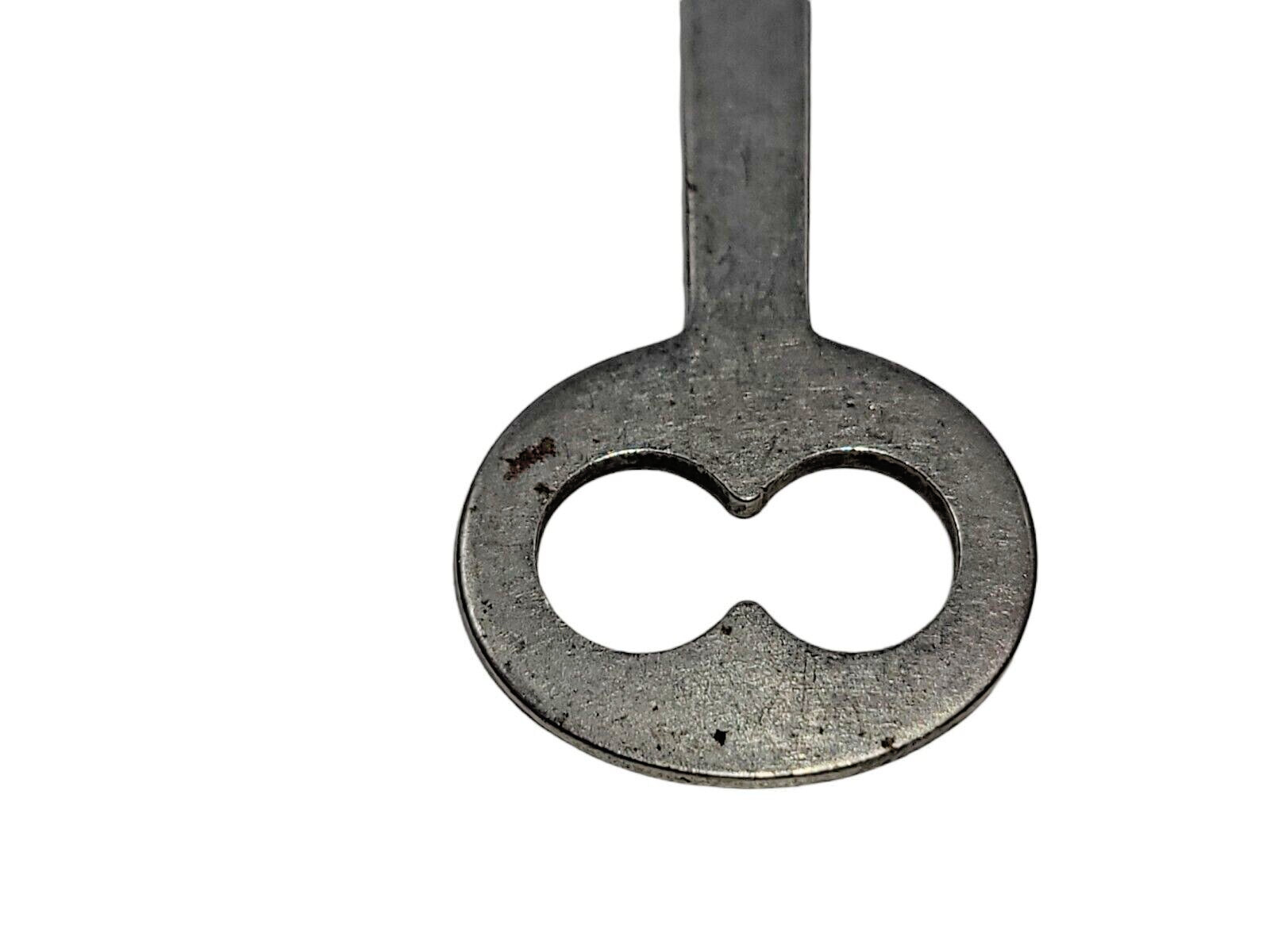 Vintage DL FC Skeleton Key Solid Body B71 – Mesures 2 3/4 Inches Long