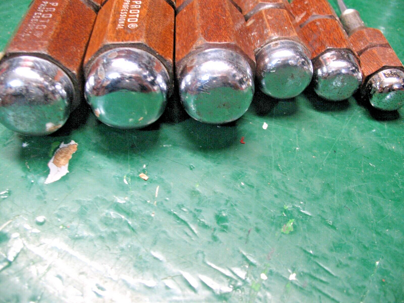 PROTO PROFESSIONAL No. 9700 A SET 6 STRAIGHT SLOT SQUARE SHANK SCREWDRIVERS CASE