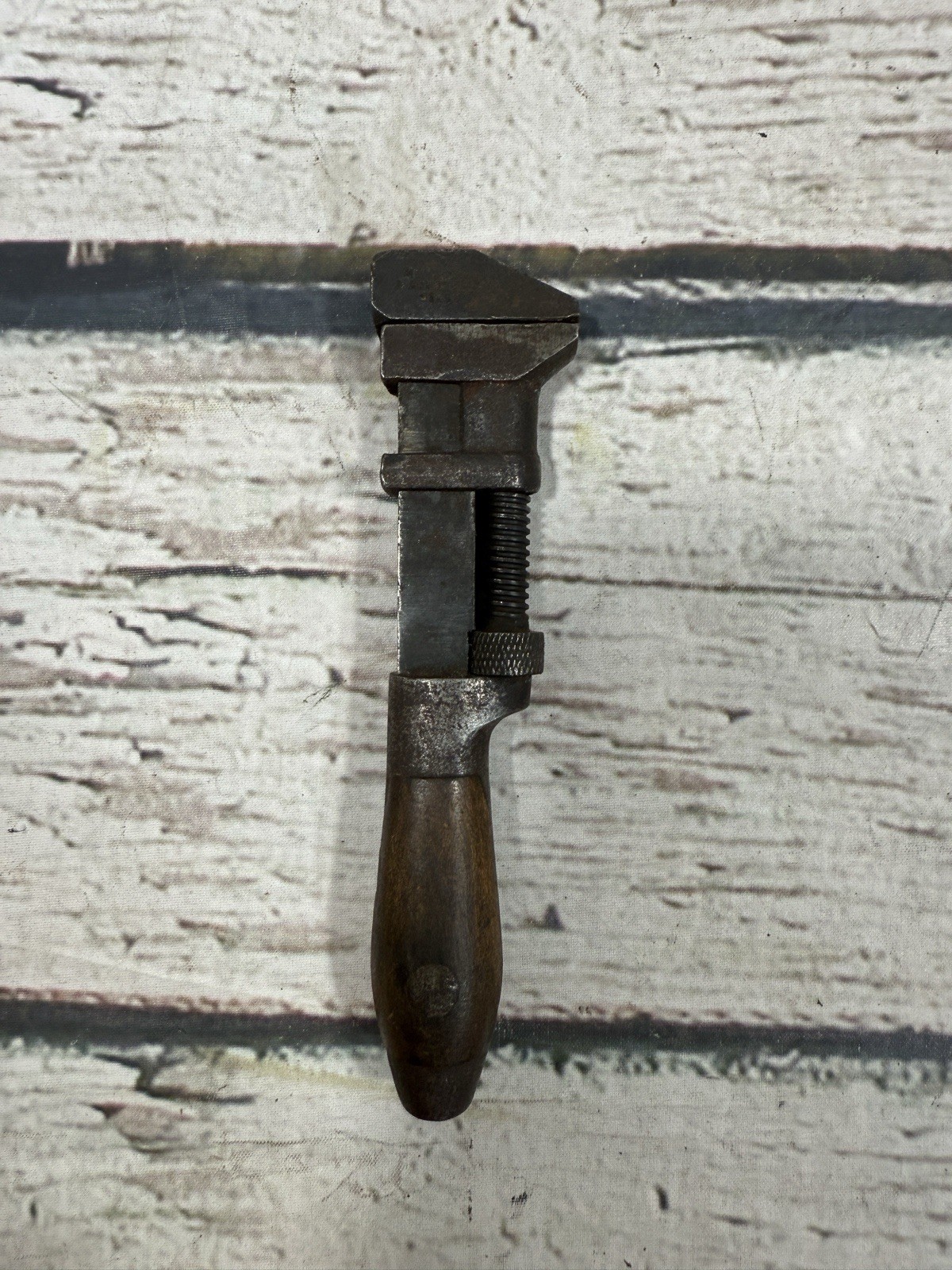 VTG Coes Wrench Co 6 1/2″ Wood Handle Adjustable Monkey Pipe Wrench Tool USA