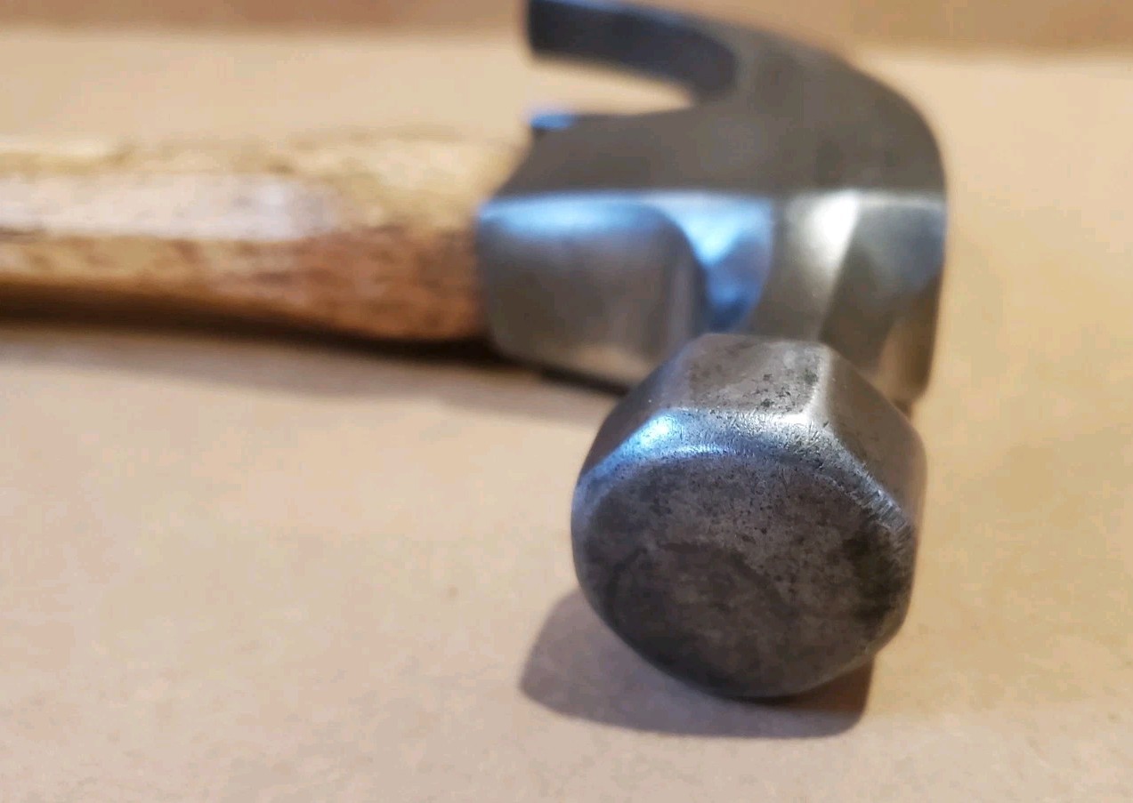 2 Vintage Belknap Bluegrass Claw Hammers,BG47-20, Other,Old Carpenter Tools