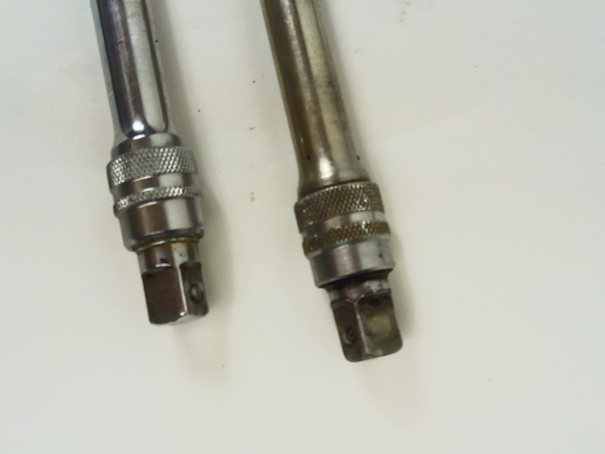 SNAP-ON 4 pc 3/8″ Drive Quick-Release Locking Knurled Extension Set (EC1044138)
