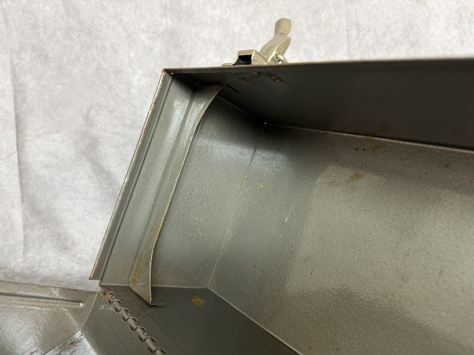 Vintage Craftsman Tombstone Coffin Gray Socket Metal Tool Box 19 x 8 x 7 No Tray
