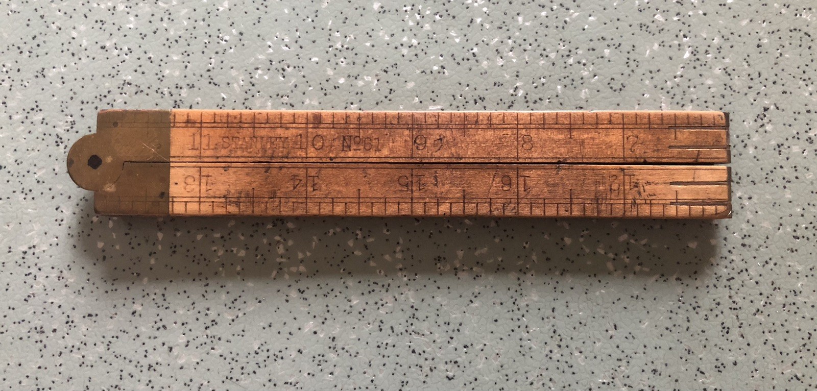 Vtg Stanley No. 61 Folding Rule 24″ Wood Carpenter Ruler Boxwood Brass Measure